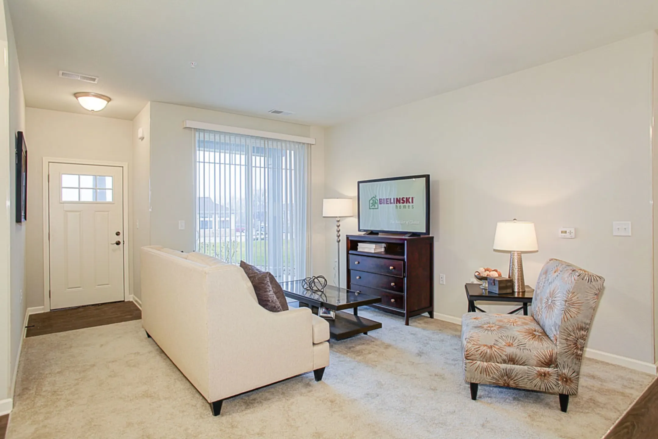 Woodfield Rental Residences 824 Woodfield Dr Waterford, WI