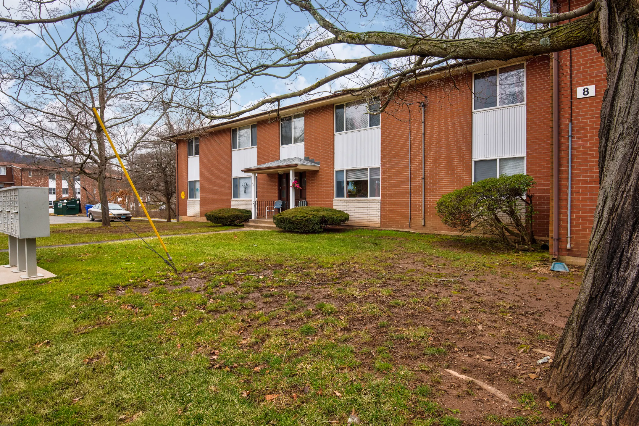 Crestwood Park I Senior Apts 100 Stoddard Dr Meriden, CT Apartments