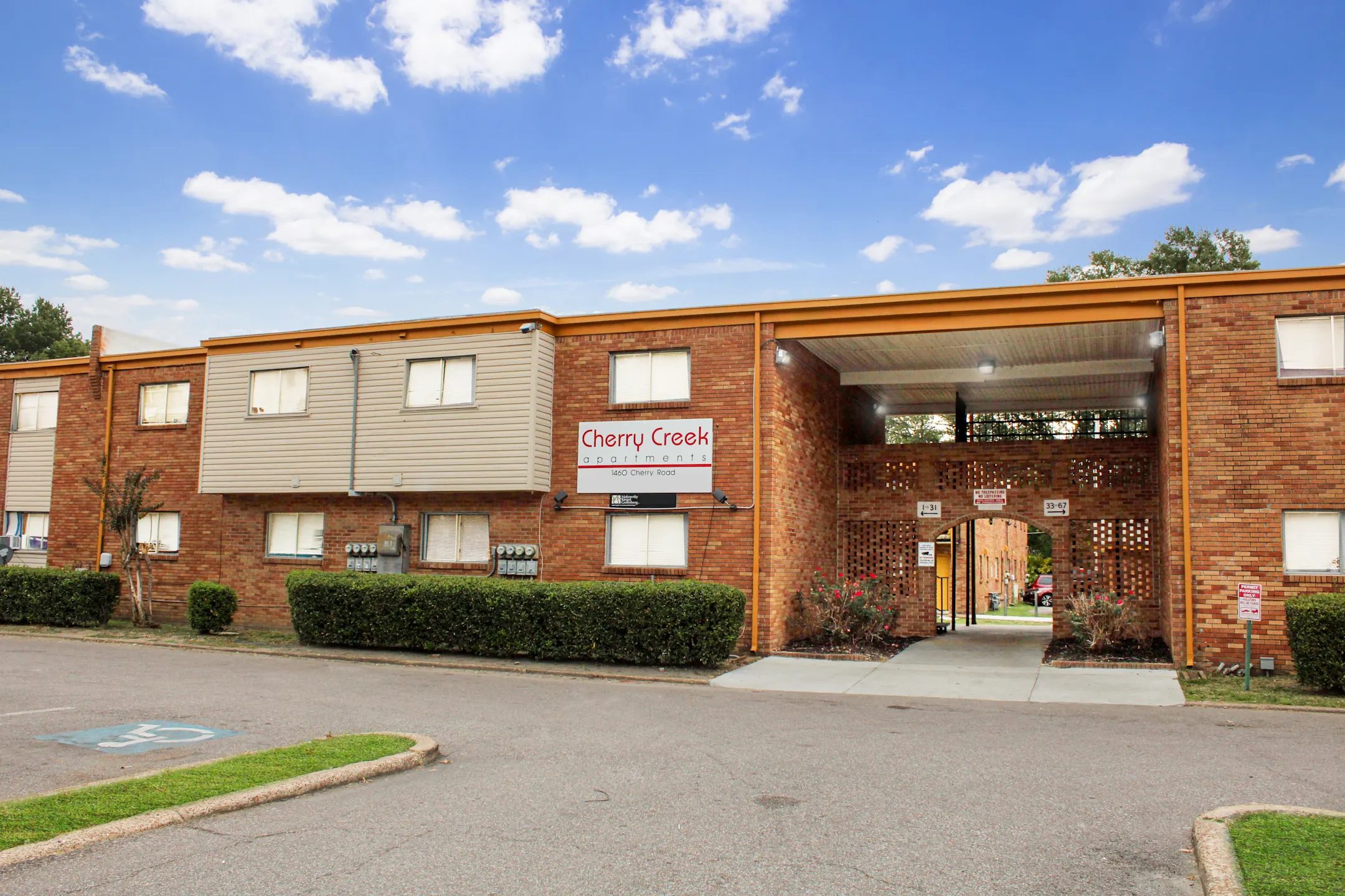 Cherry Creek Apartments Apartments Memphis, TN 38117