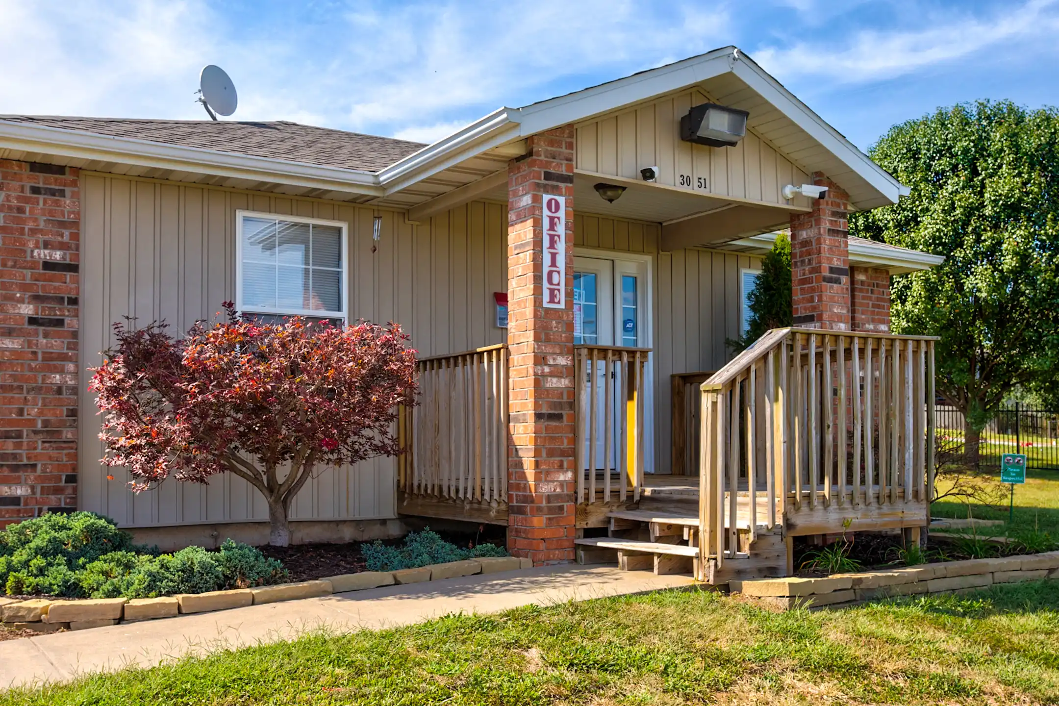 South Valley Apartments Apartments Springfield, MO 65807