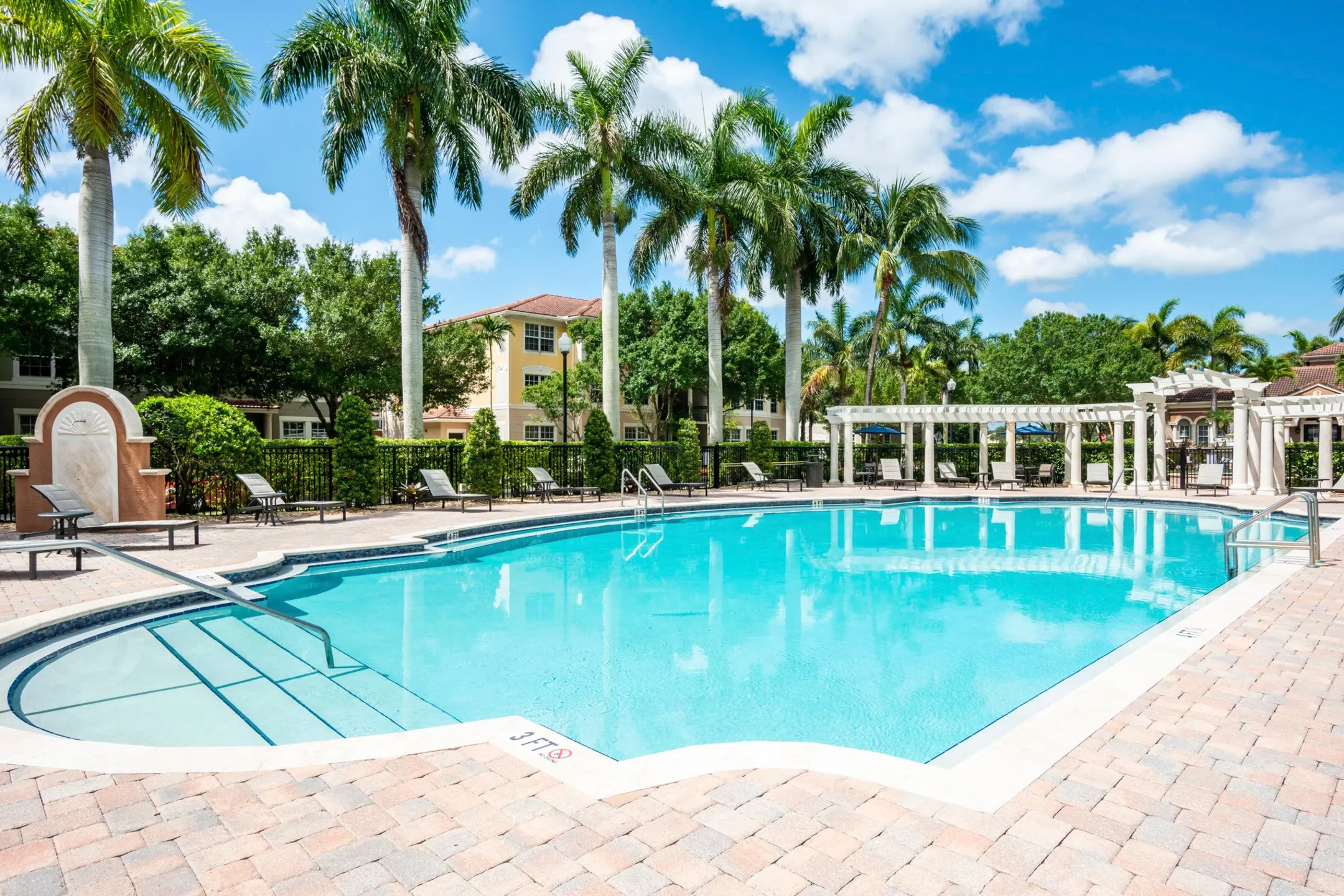 Gables Montecito Apartments - Palm Beach Gardens, FL 33418