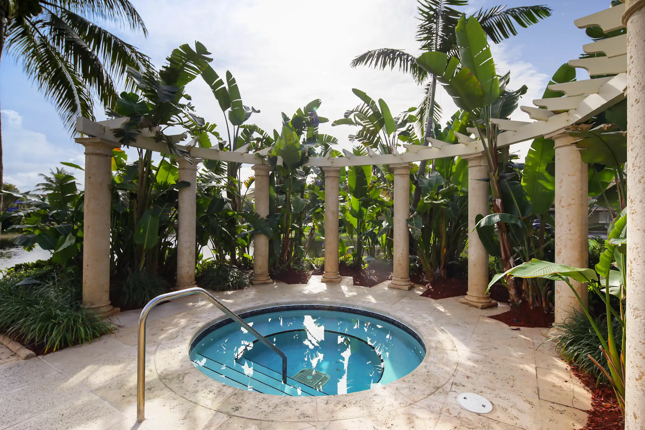 The Palms of Doral Apartments 5611 Nw 112th Ave Doral, FL