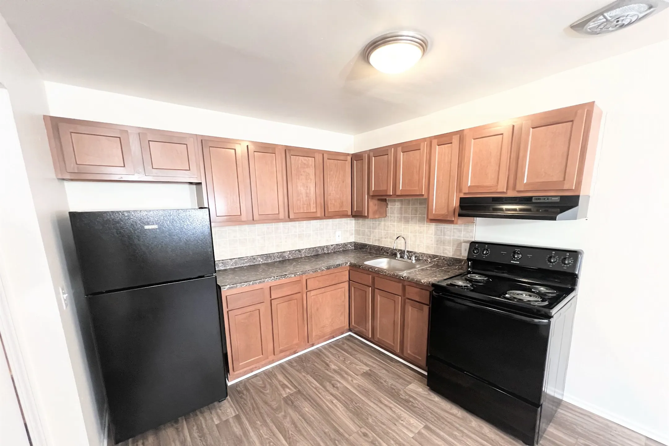 Taylor Park Townhomes 11312 Elm St Taylor, MI Townhomes for Rent