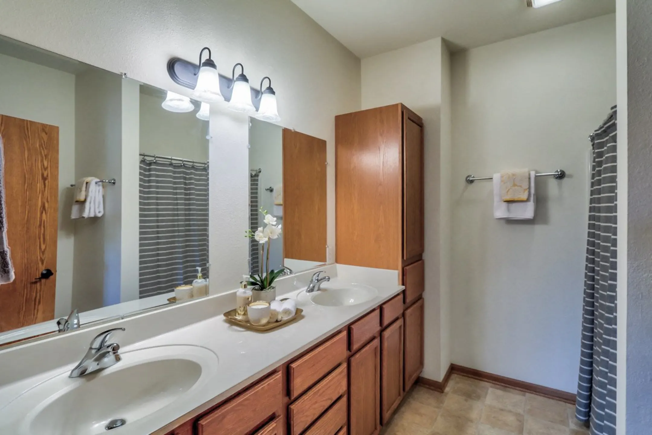 Bathroom - Sunset Terrace - Madison, WI