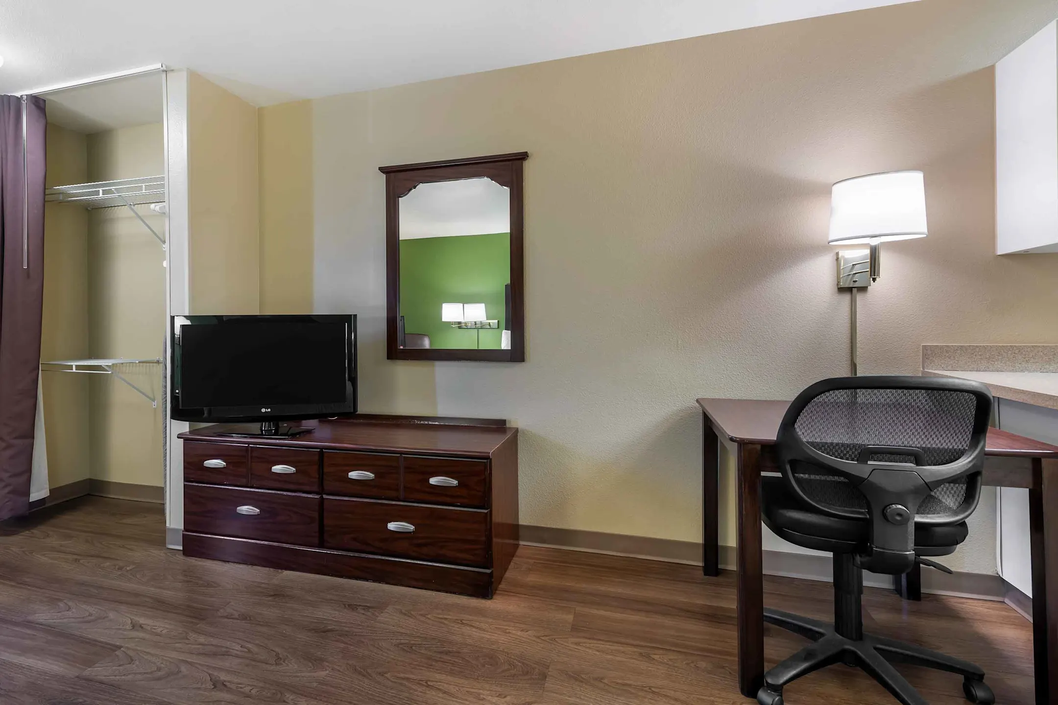 Bedroom - Furnished Studio - Colorado Springs - West - Colorado Springs, CO