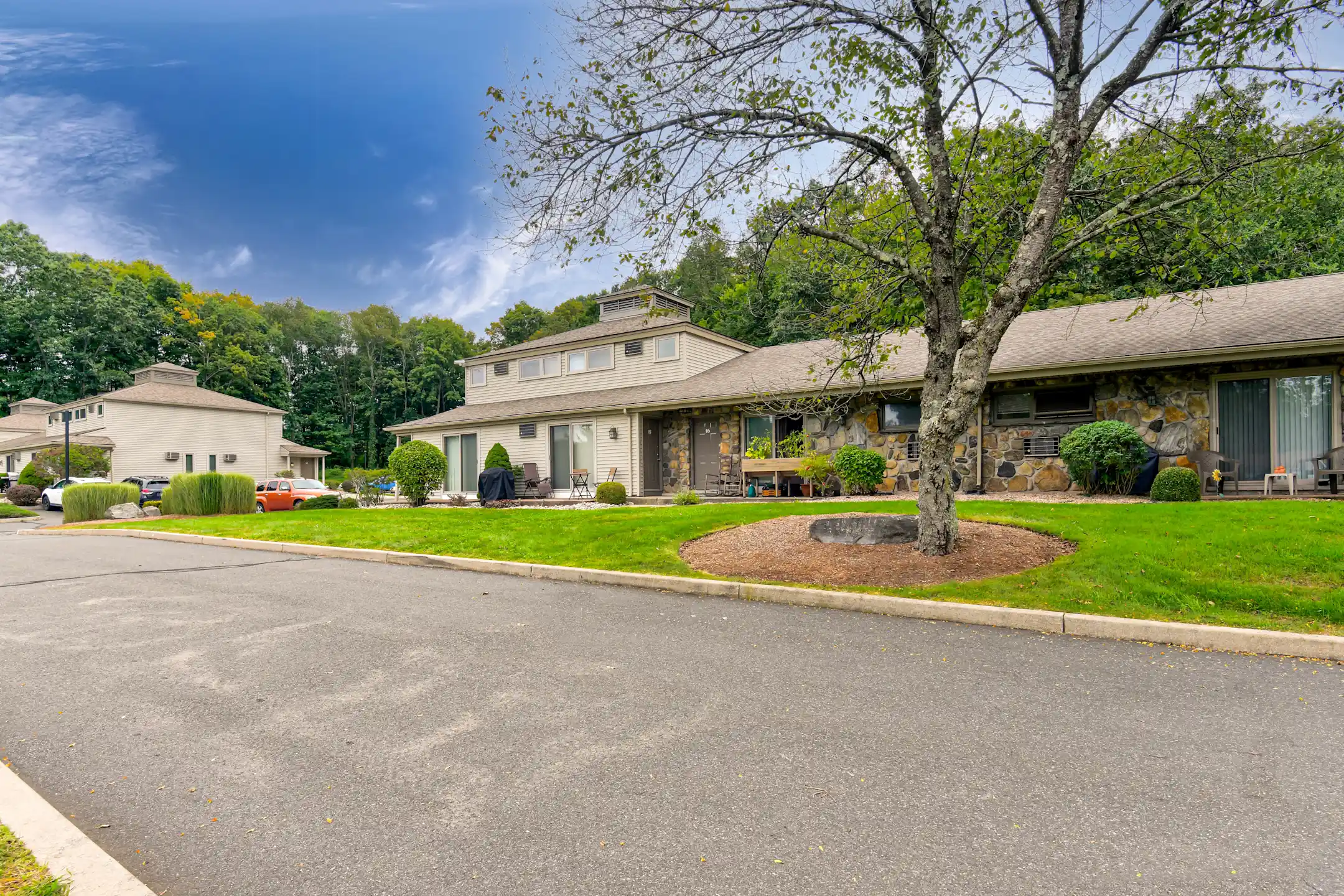 Townhouse Gardens Apartments 9 Strawberry Rd Ellington, CT