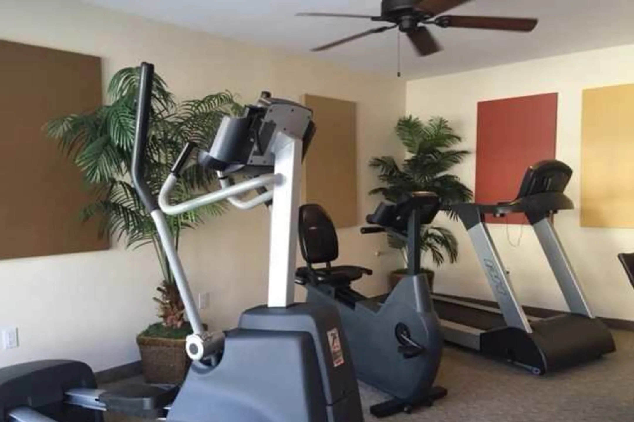 Fitness Weight Room - Richelieu - Riverside, CA