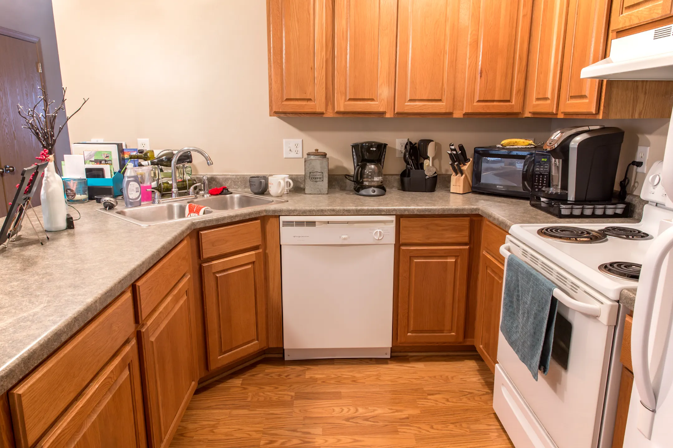 Riverwood Apartments 660 N Pleasant Hill Blvd Pleasant Hill, IA