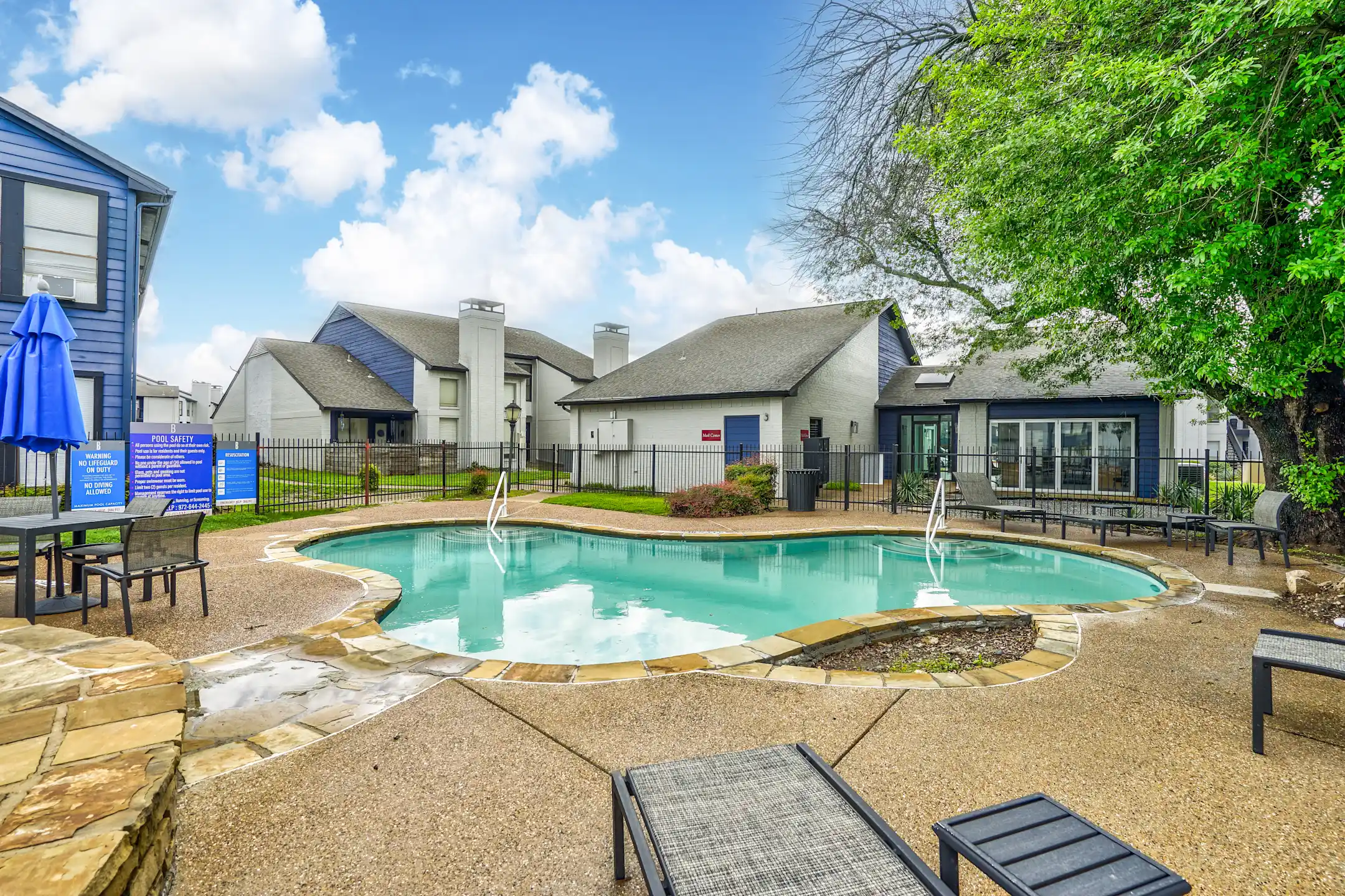 The Bentley Apartments Dallas, TX 75243