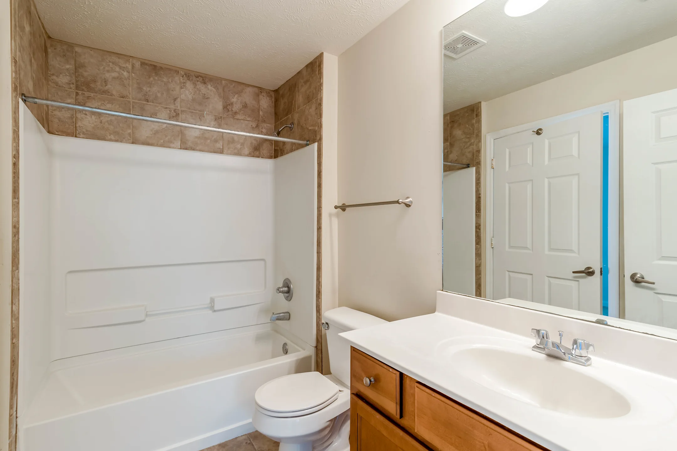 Pinnacle At Magnolia Pointe Apartments MS 39648