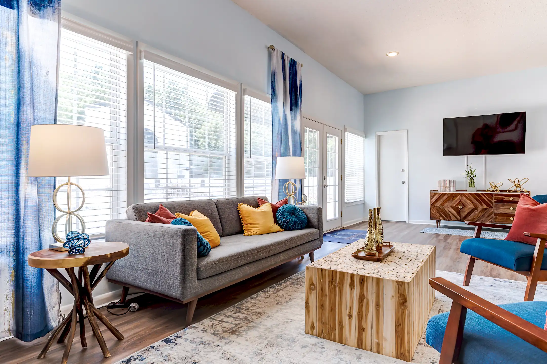 Kingswood Apartments & Townhomes Apartments Mobile, AL 36608