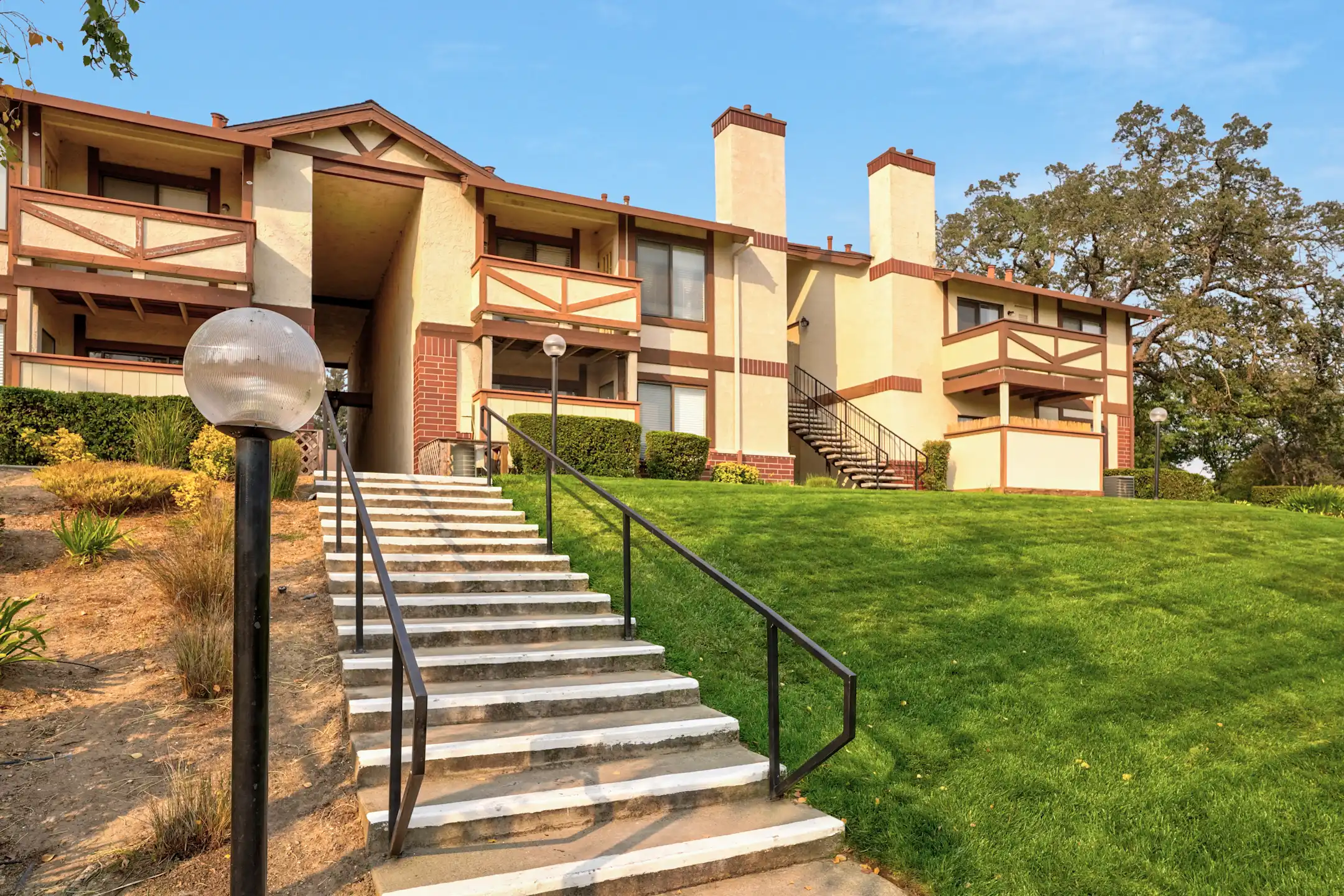 Rocklin Manor Apartments Rocklin, CA 95677