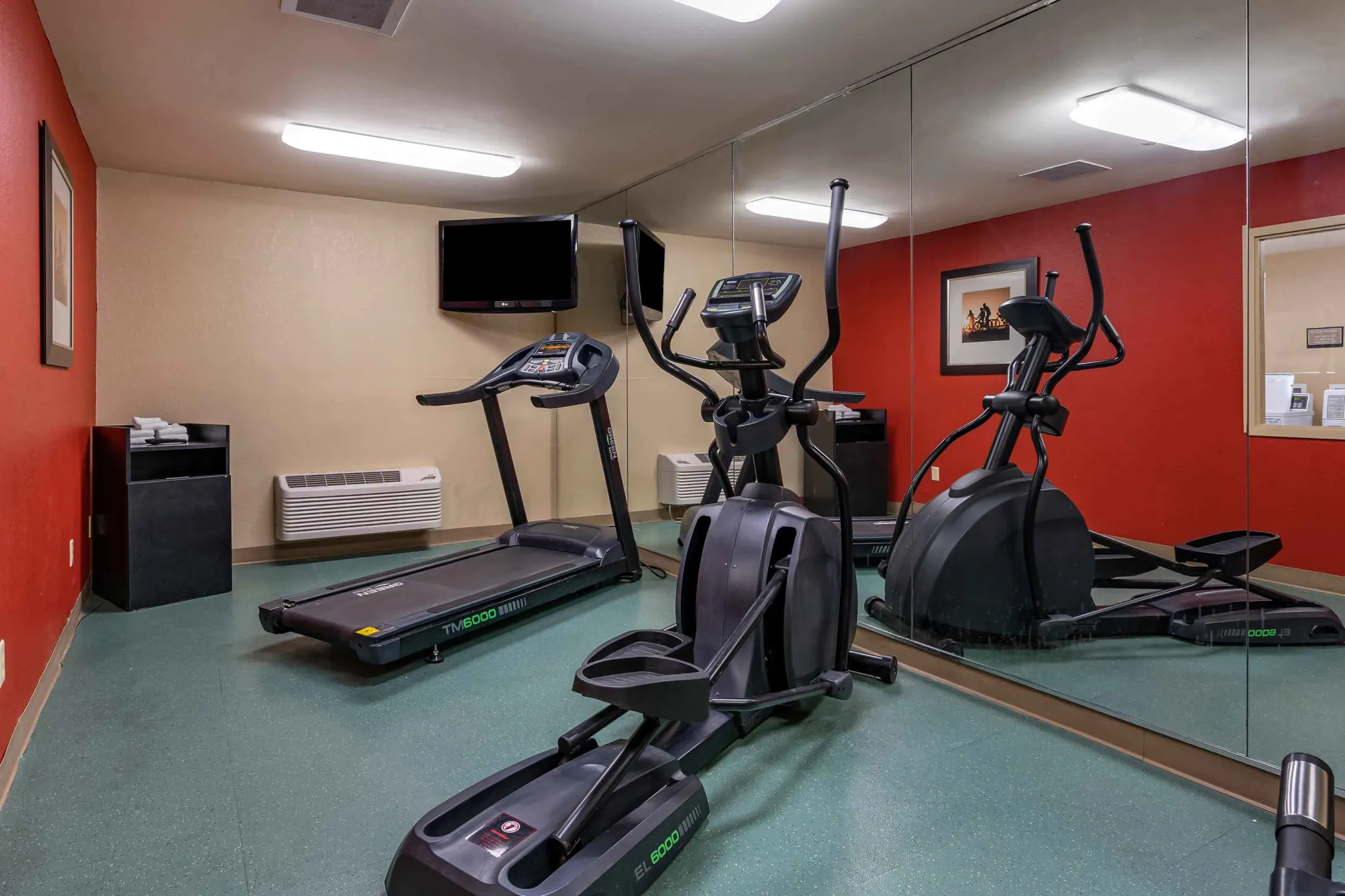 Fitness Weight Room - Furnished Studio - Orlando - Maitland - 1776 Pembrook Dr. - Orlando, FL