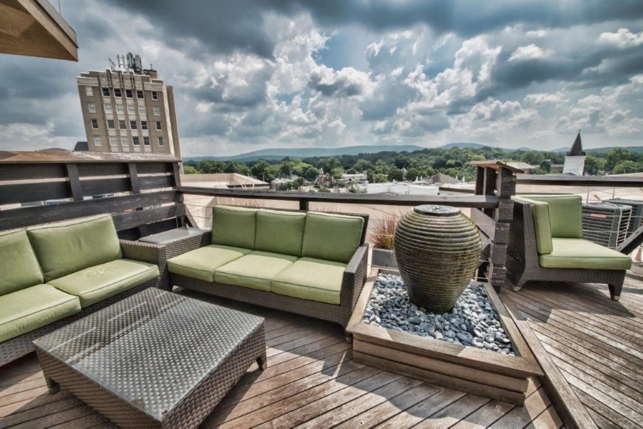 Belk Hudson Lofts Apartments Huntsville, AL 35801