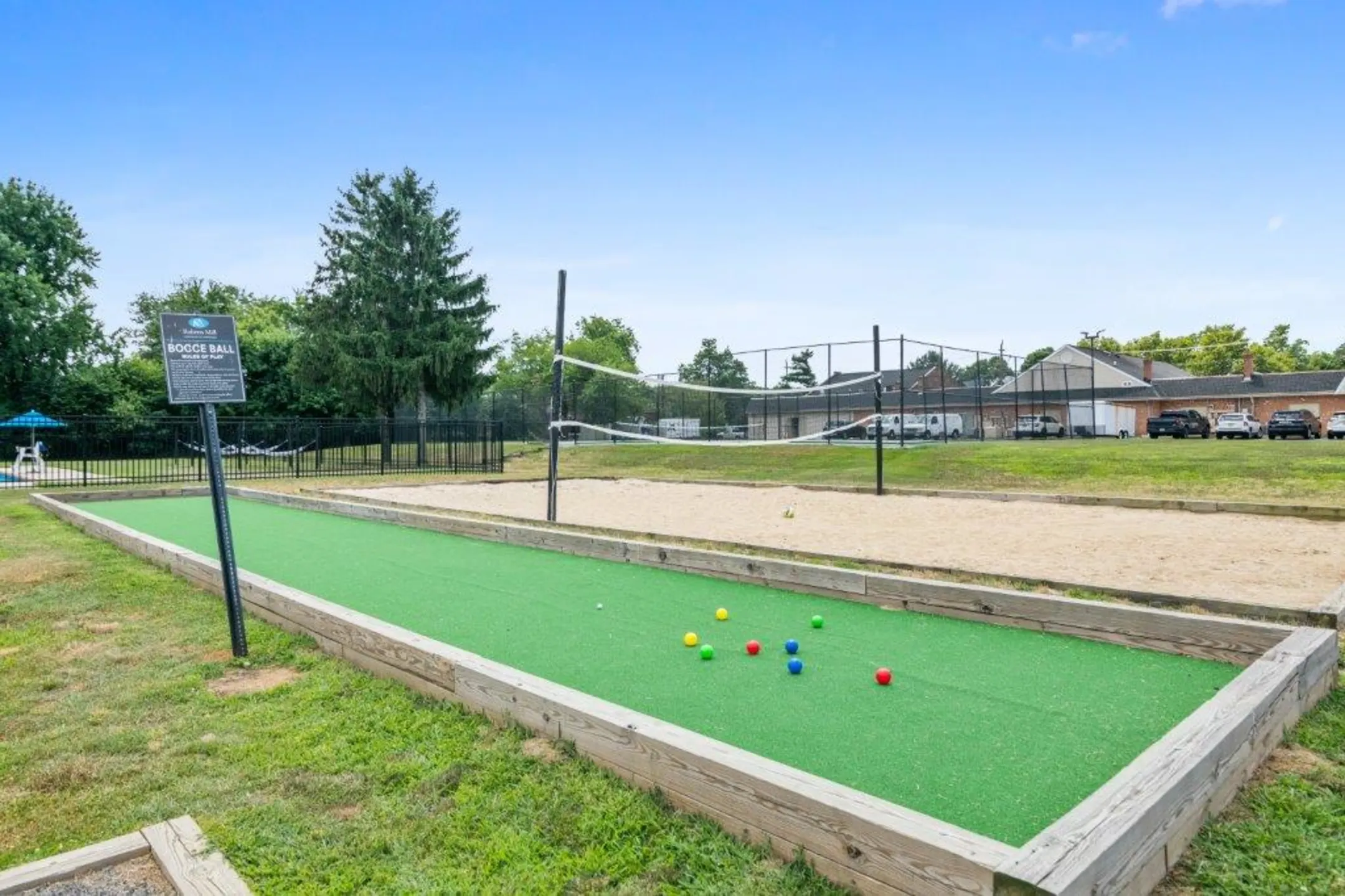 Roberts Mill Apartments & Townhomes Apartments Maple Shade, NJ 08052