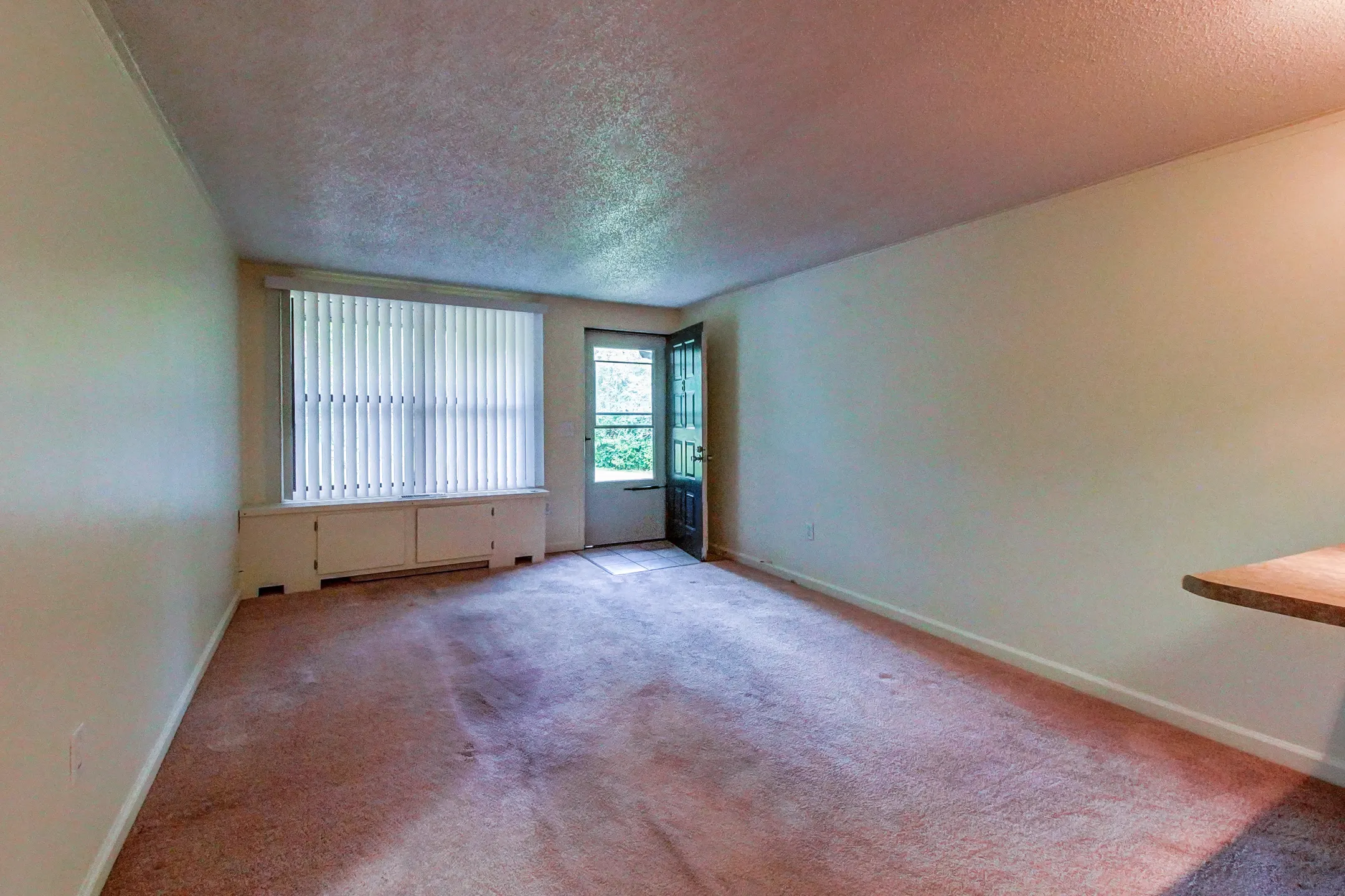 Fox Brook Townhomes 5278 Swstrn Blvd Hamburg, NY Apartments for