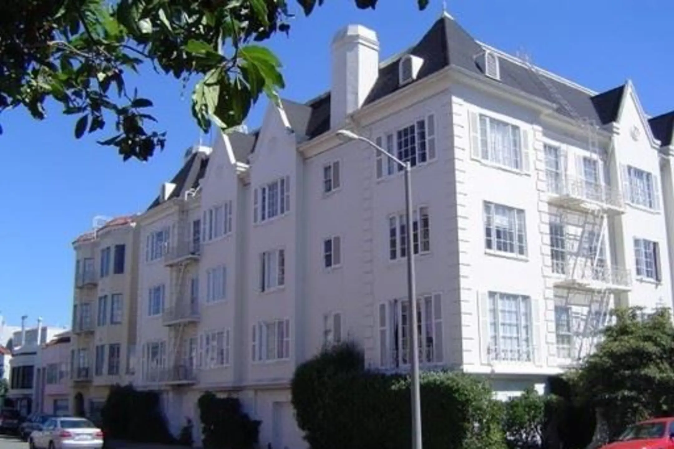 Building - Marina Pierce Apartments - San Francisco, CA