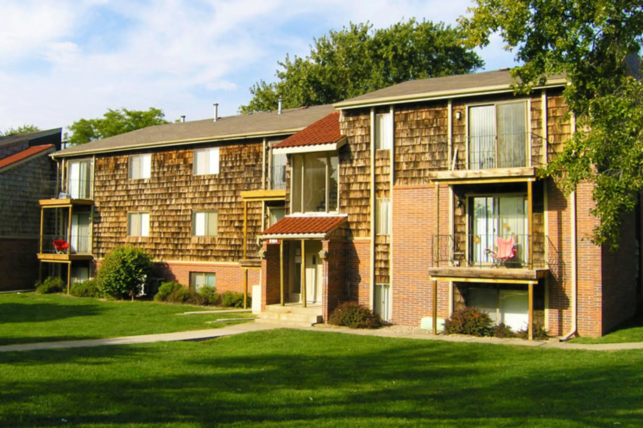 Inwood Village 8220 S 87th St La Vista, NE Apartments for Rent Rent.