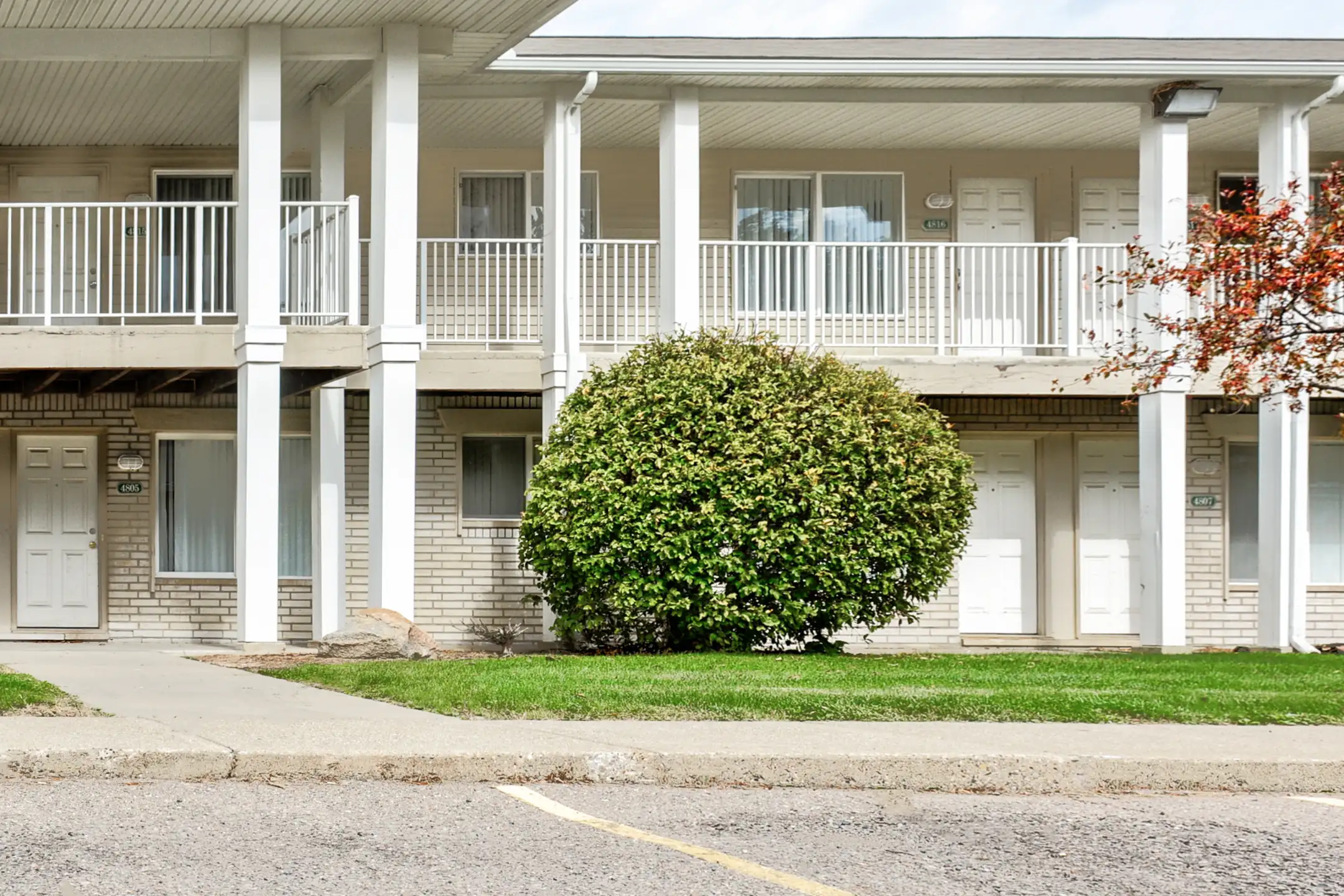 Kings Lane Apartments Apartments Burton, MI 48529