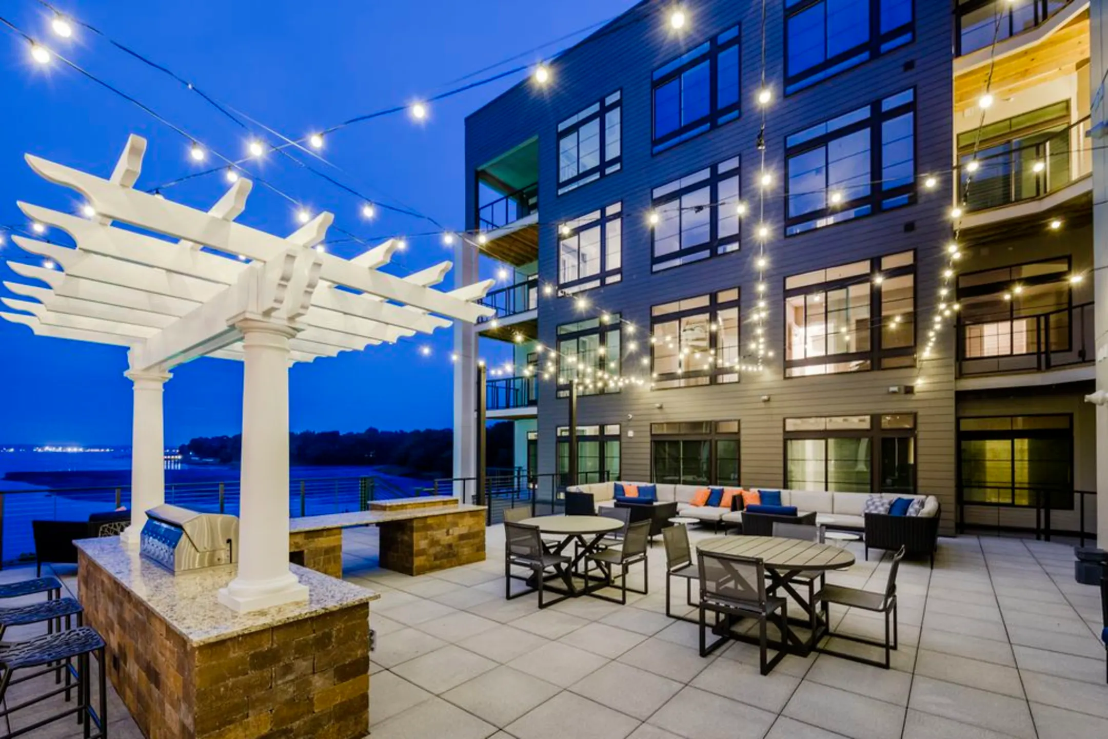 Avalon Great Neck Apartments Great Neck, NY 11023