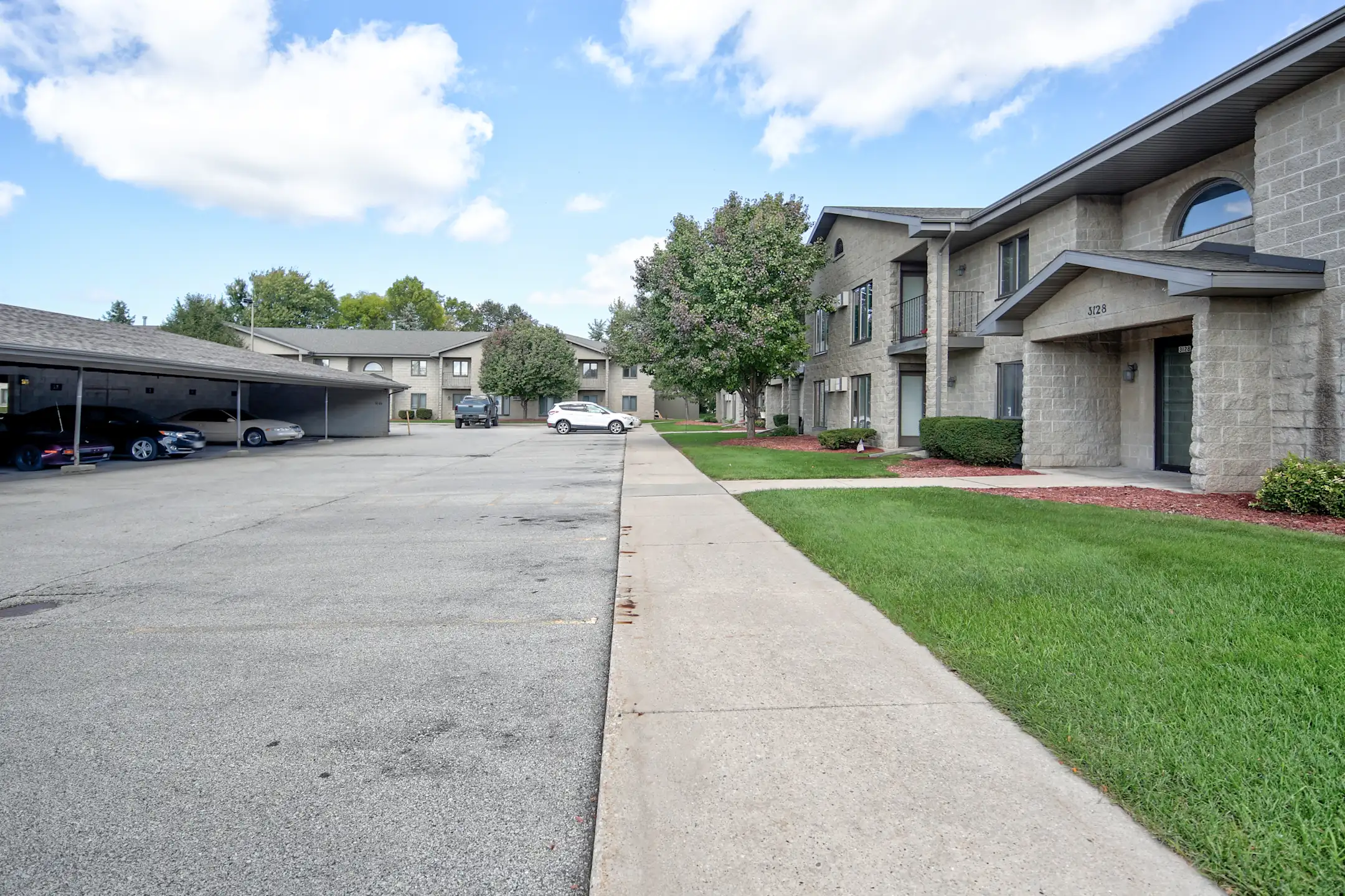 Village Park Apartments Apartments Appleton, WI 54911