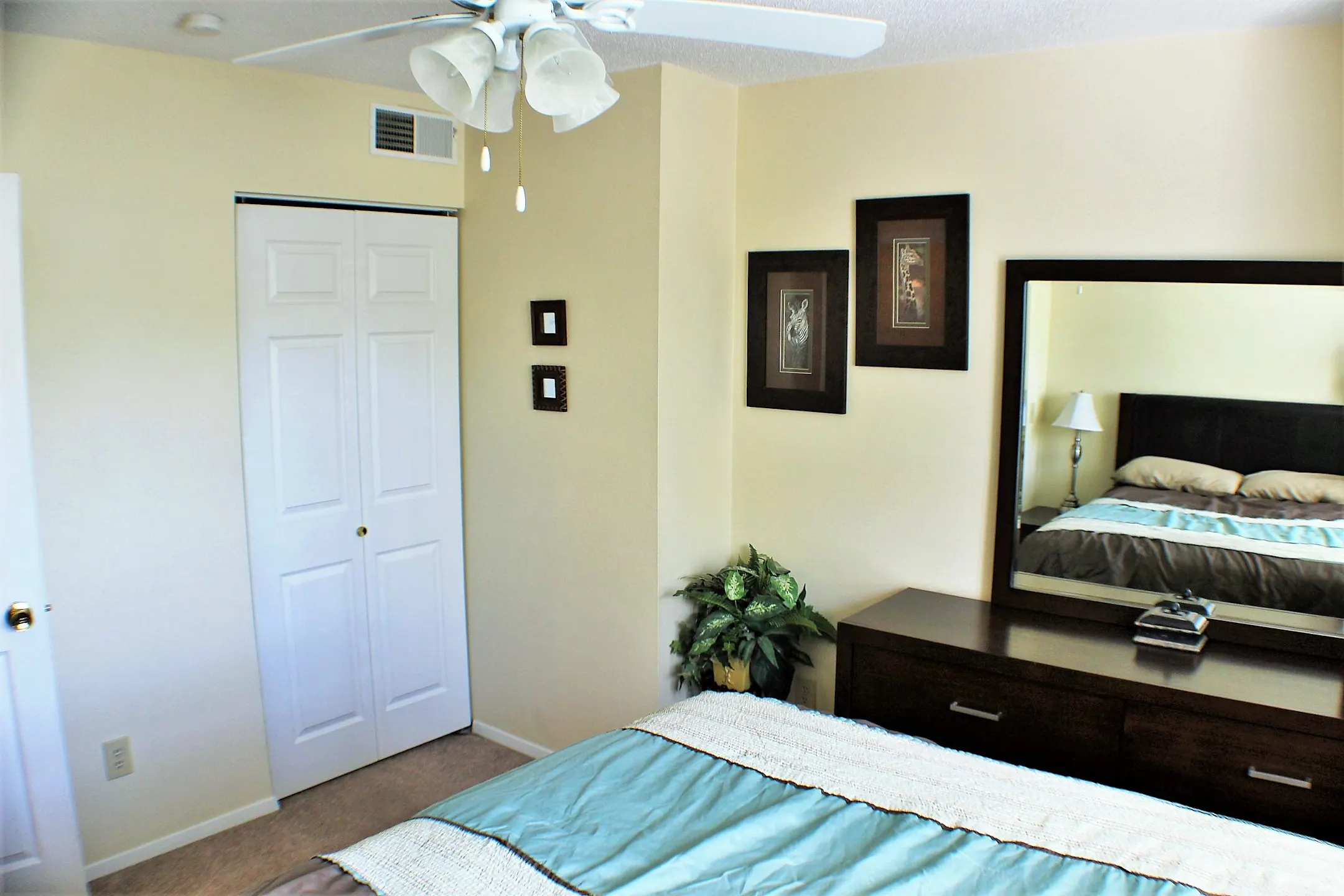 Newbury Village 2645 Newbury Circle Burlington, IA Apartments for