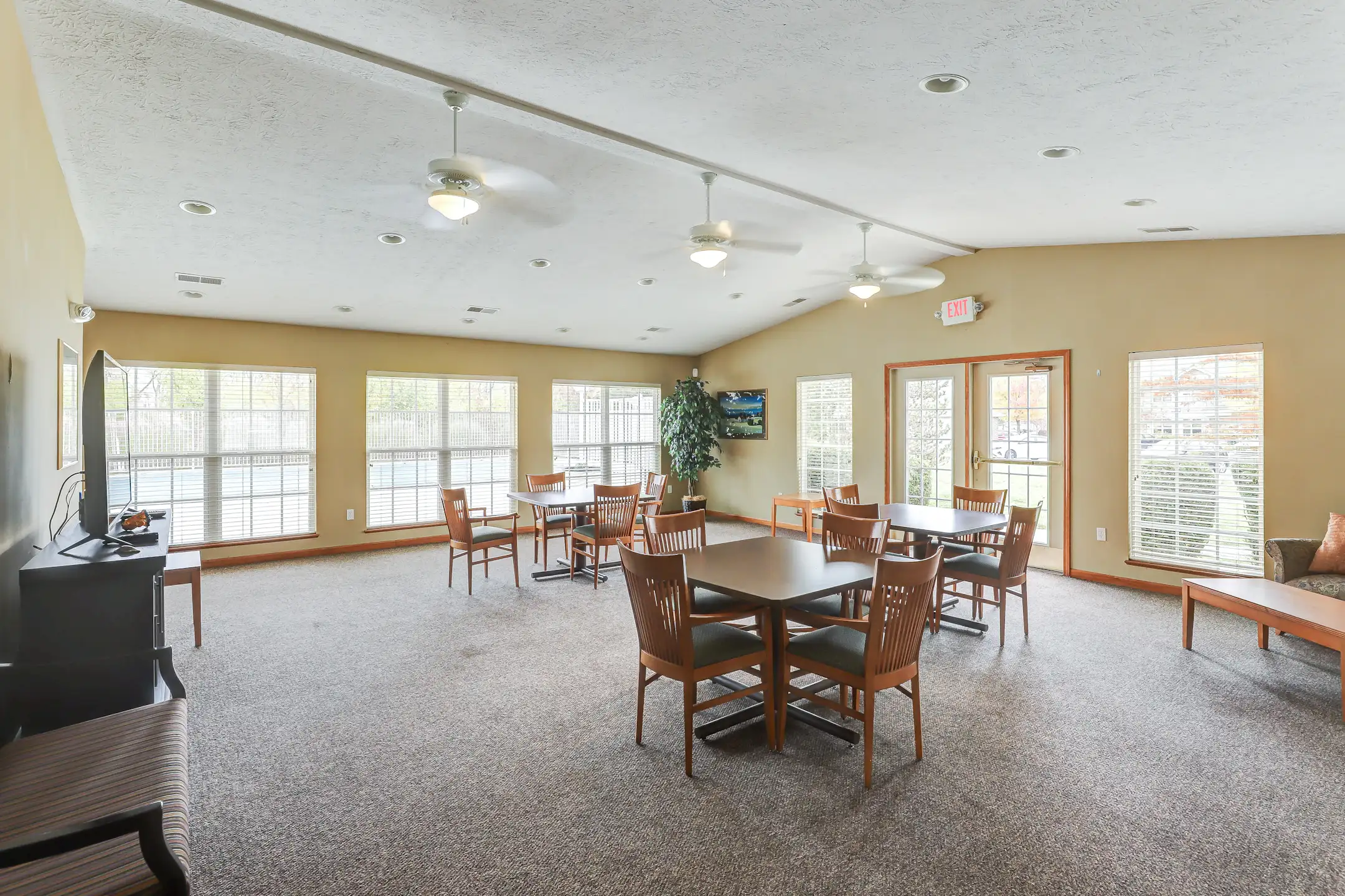 Alderwood Estates Apartments Bay City, MI 48706