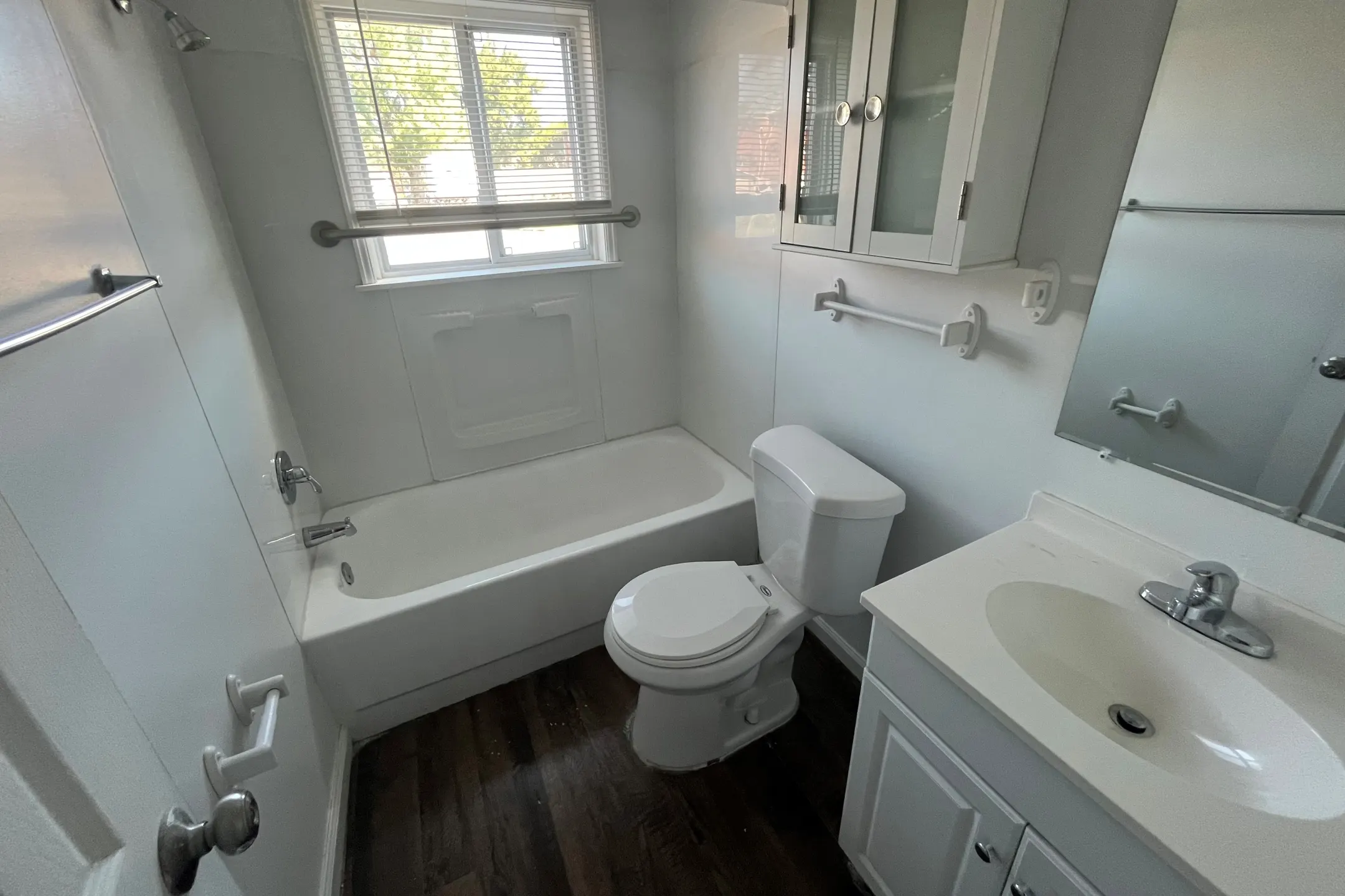 Bathroom - Genesis Apartments - Richmond, IN