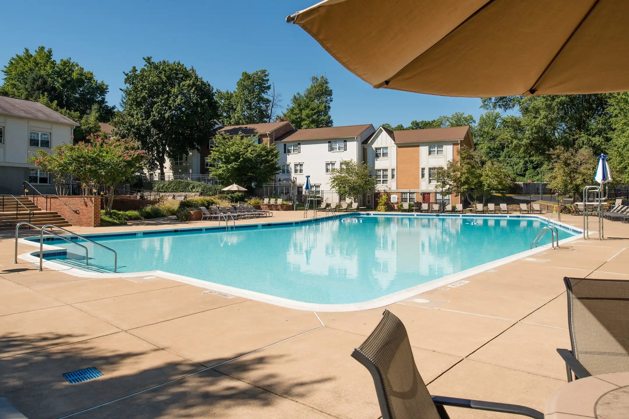 The Amberleigh Apartments Fairfax, VA 22031