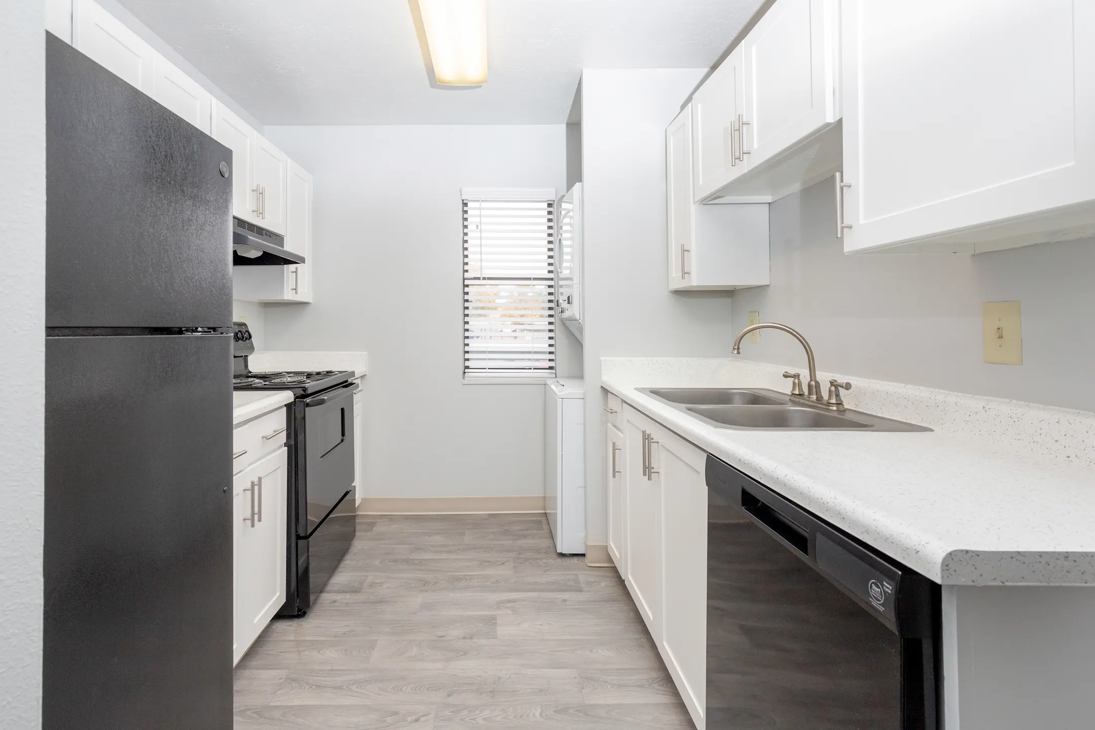 Fox Creek Apartments Apartments Layton, UT 84041