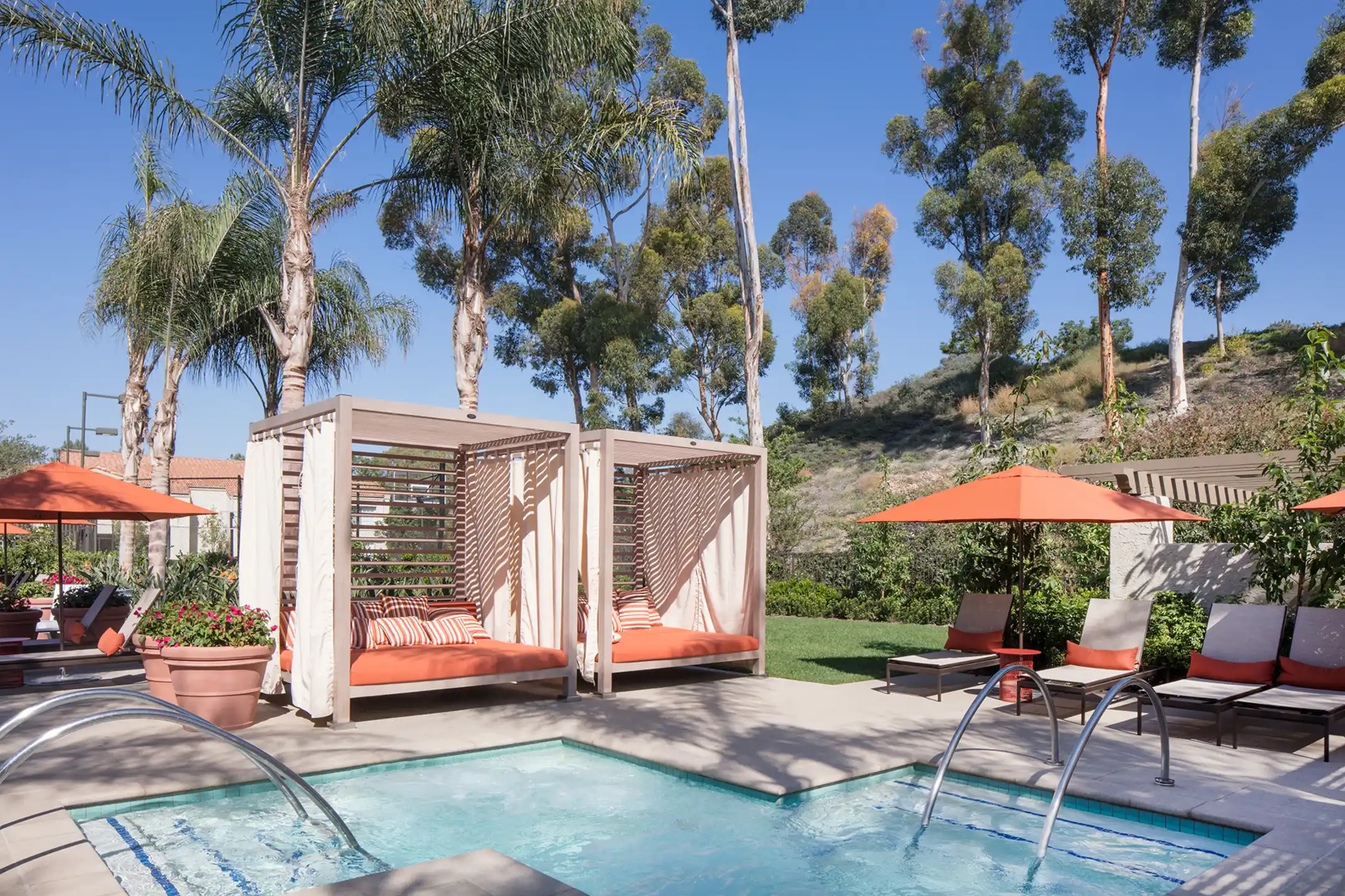 Aliso Town Center Apartment Homes 23511 Aliso Creek Rd Aliso Viejo