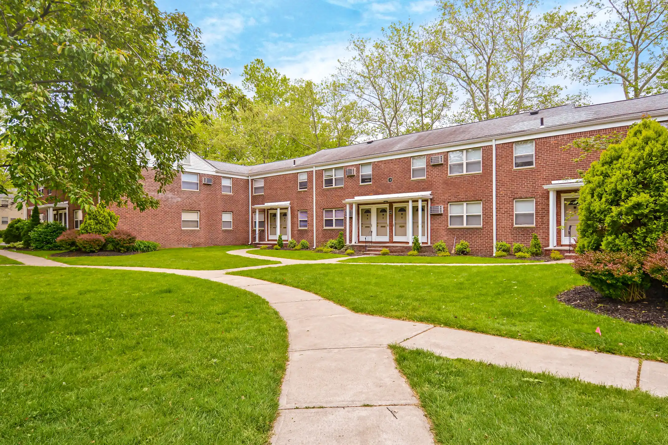 Lakeview Apartments 96 Lakeview Ave Leonia, NJ Apartments for Rent