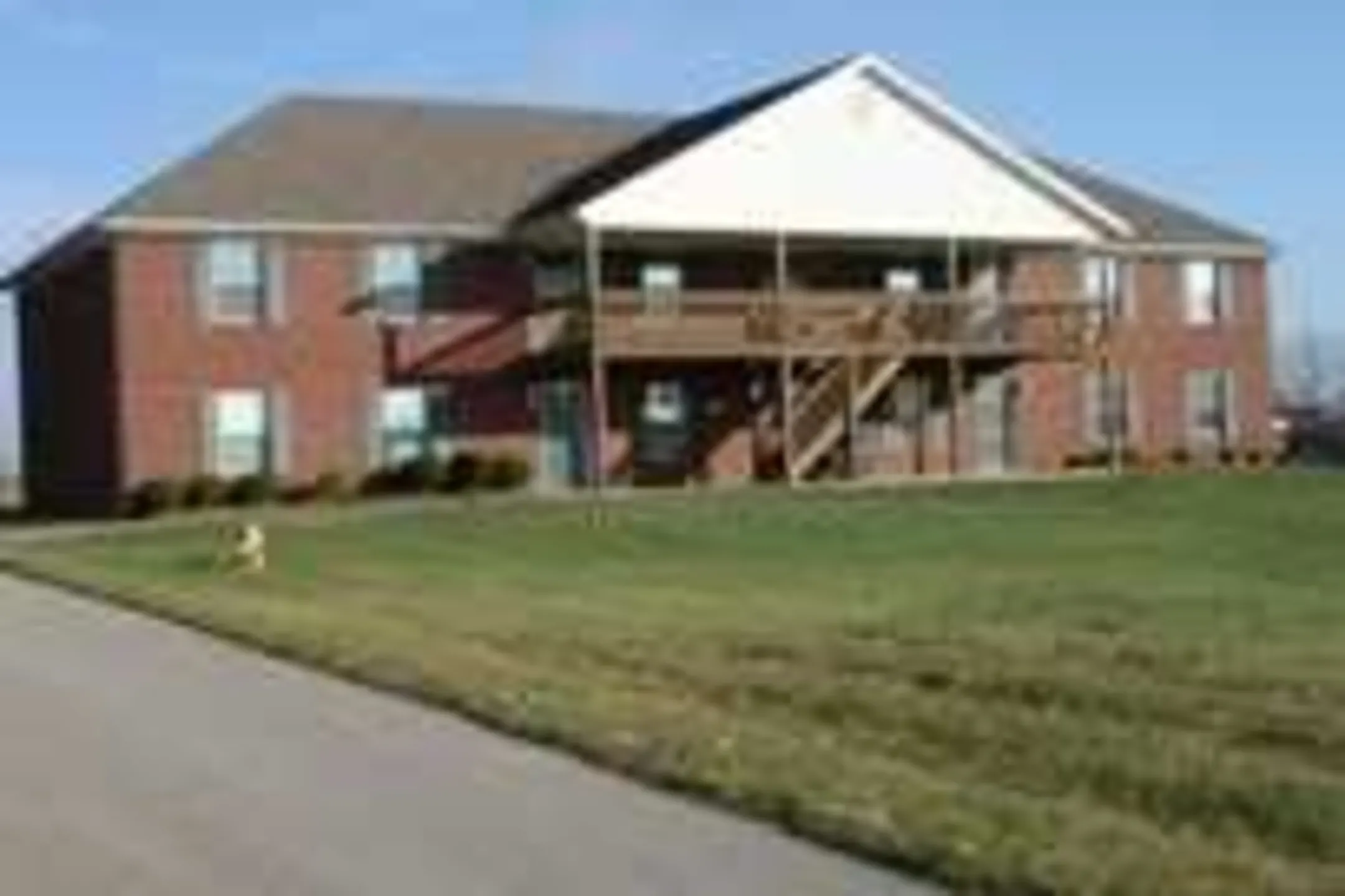 Edwardsville Trace Apartments 6090 State Road 62 IN