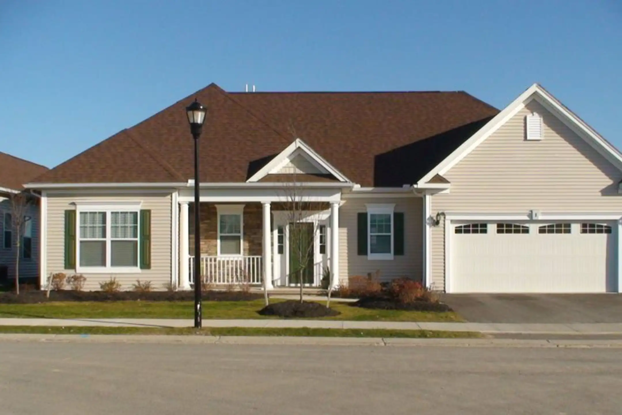 Villas of Brighton Townhomes Rochester, NY 14618