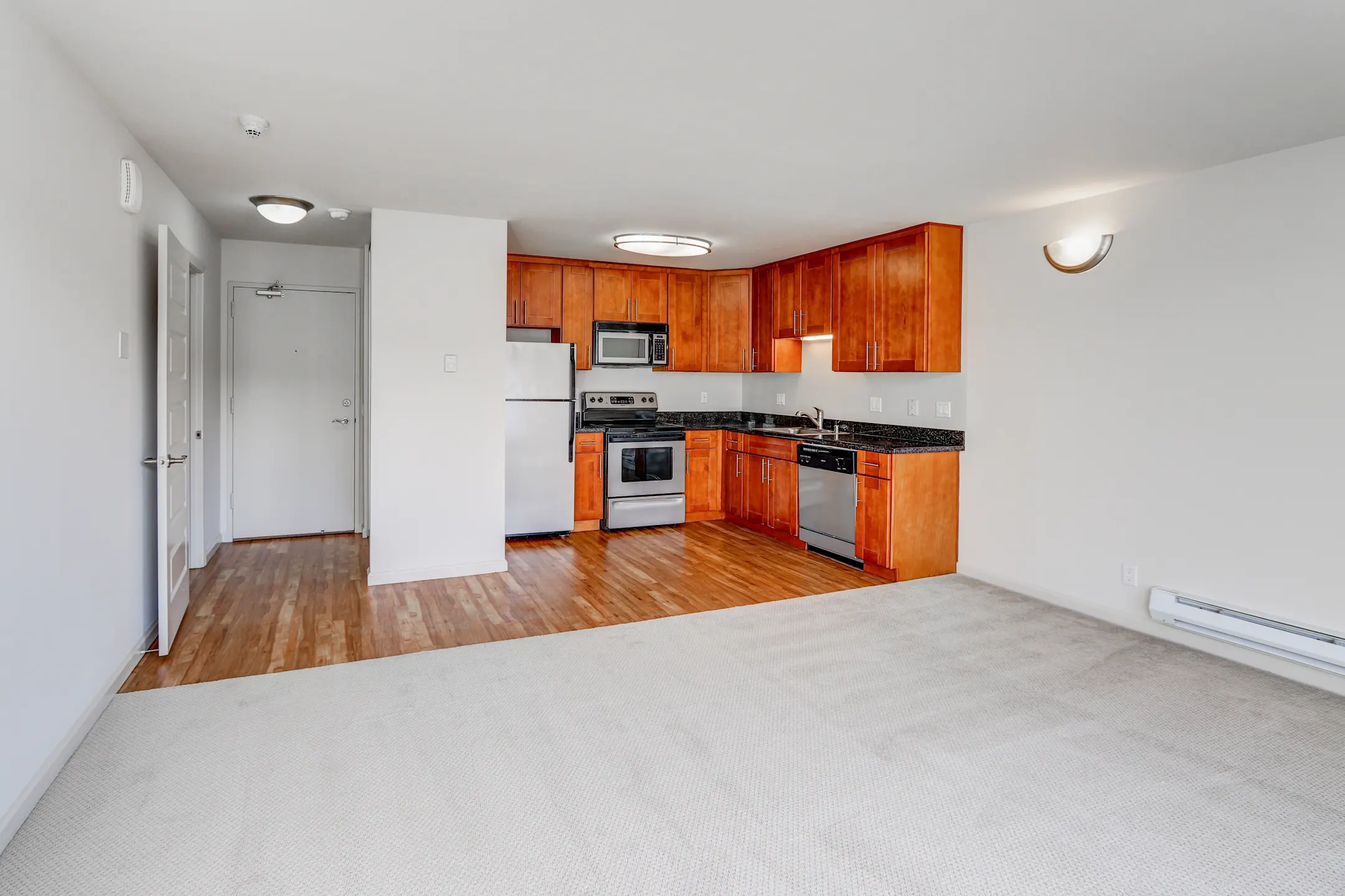 Living Room - NorthPoint Apartments - San Francisco, CA