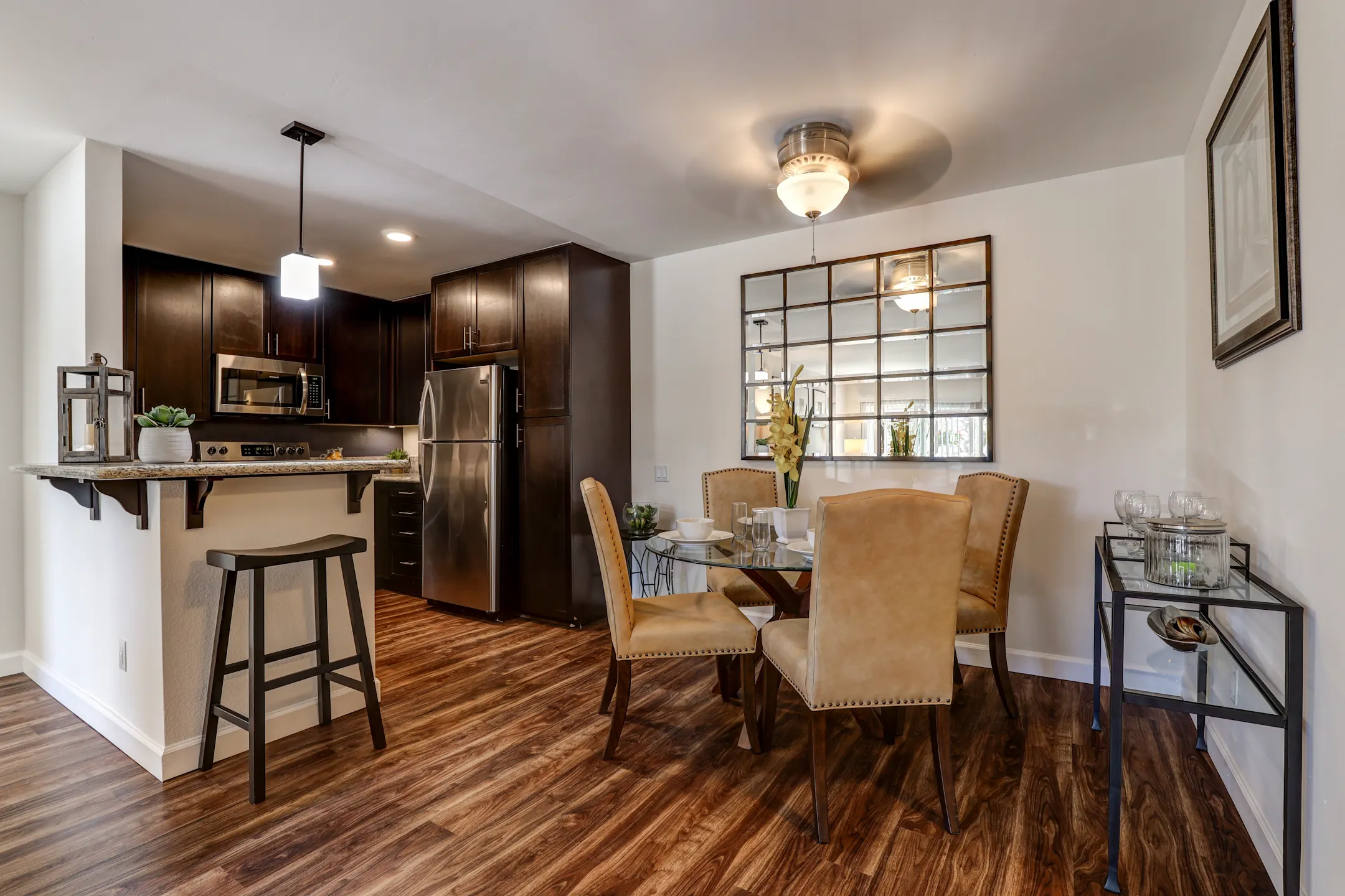 Club Torrey Pines Apartments San Diego, CA 92130