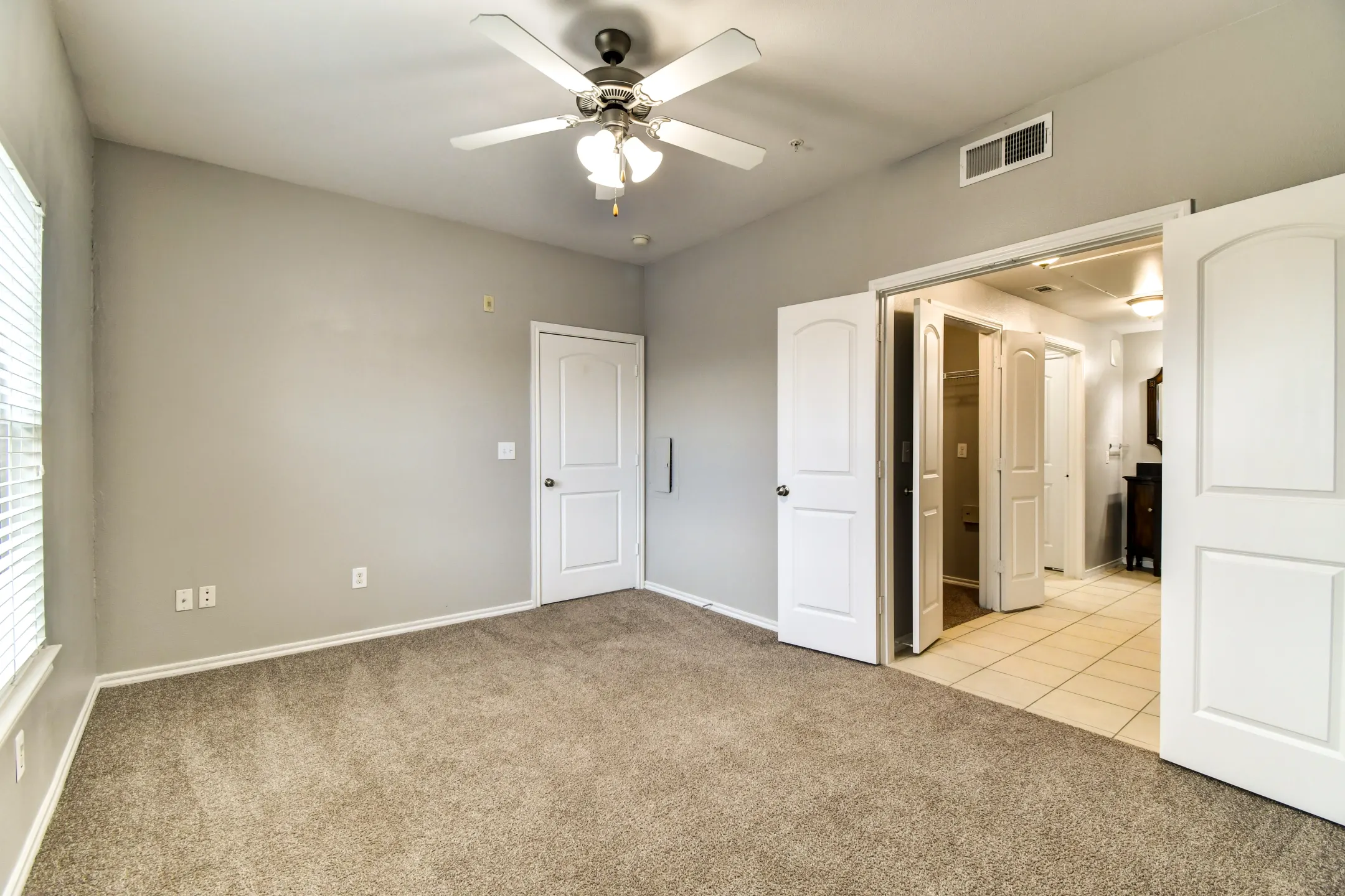 Aventine at Kessler Park - 2522 Fort Worth Ave | Dallas, TX Apartments ...