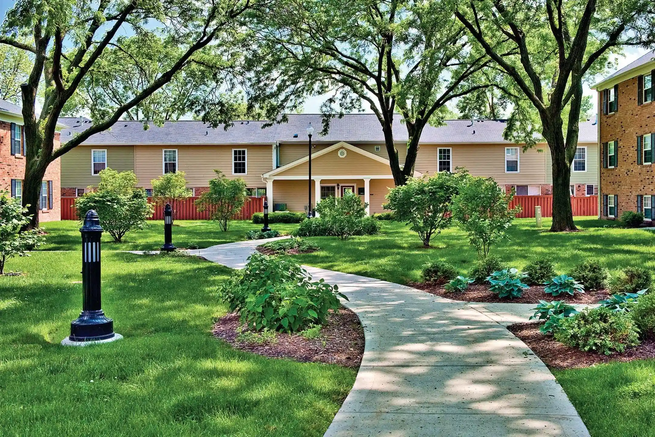 Willow Bend Apartments Apartments Rolling Meadows, IL 60008