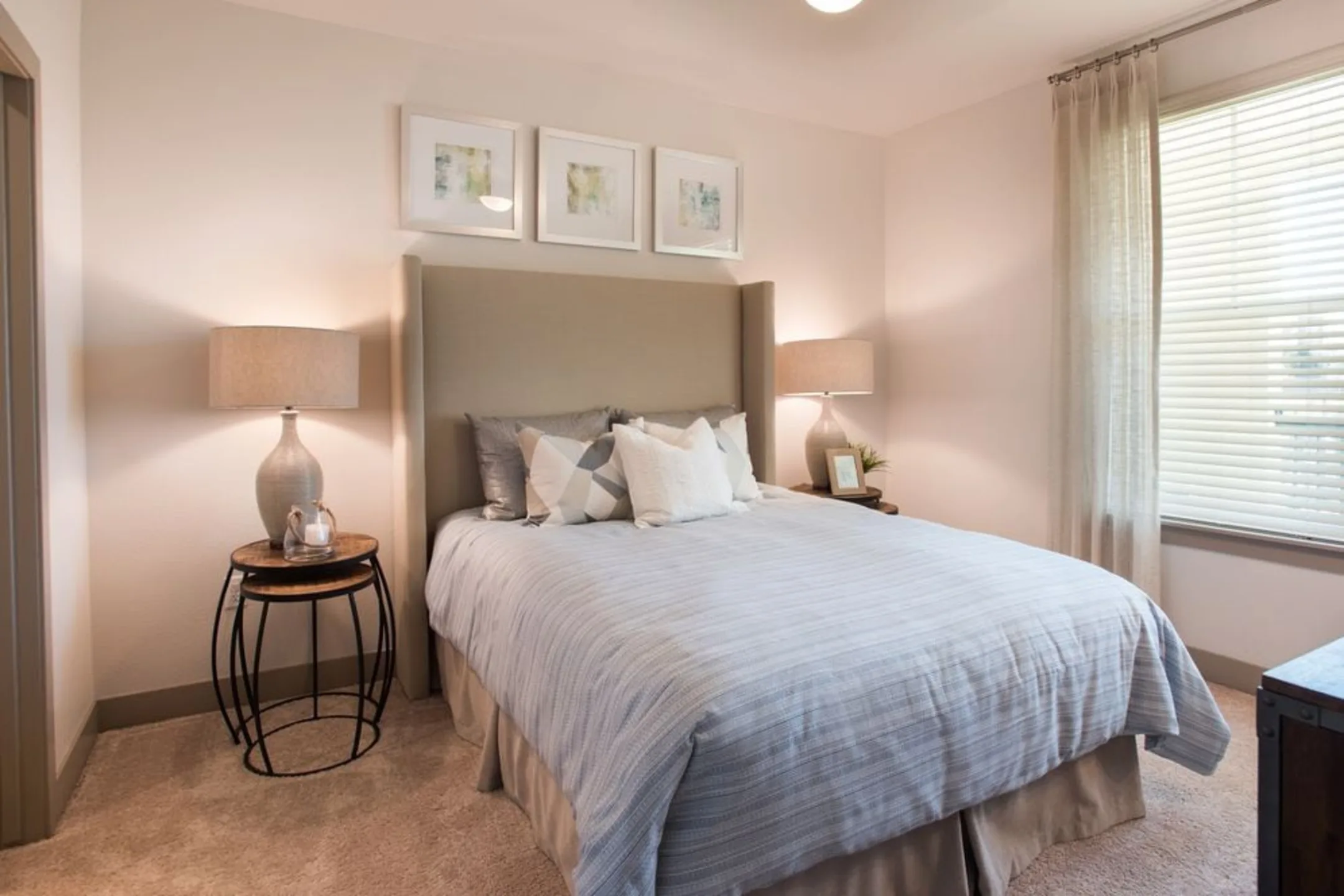 Avalon Southlands 6855 S Langdale St Aurora, CO Apartments for Rent