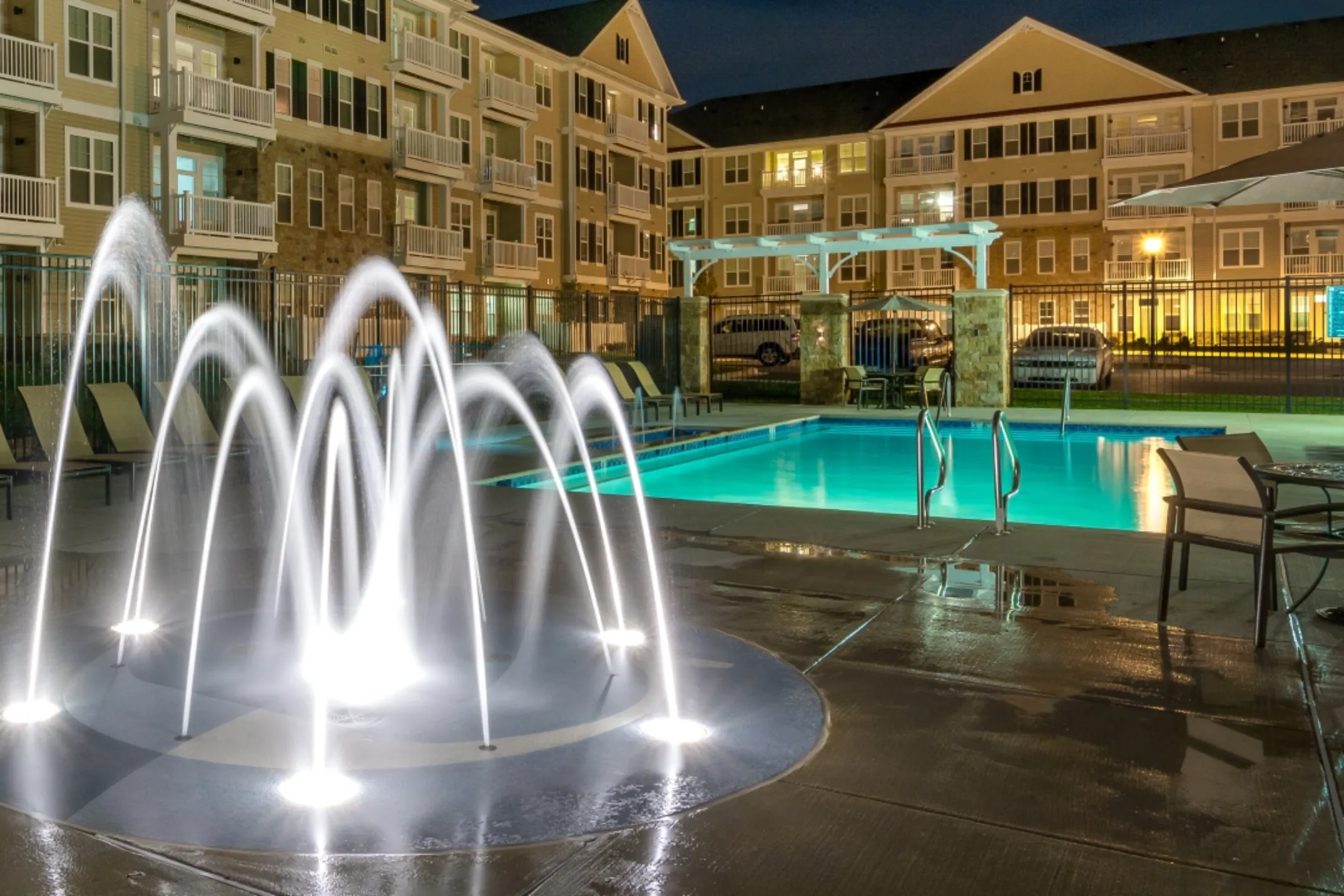 Pool - TGM Creekside Village - Glen Burnie, MD