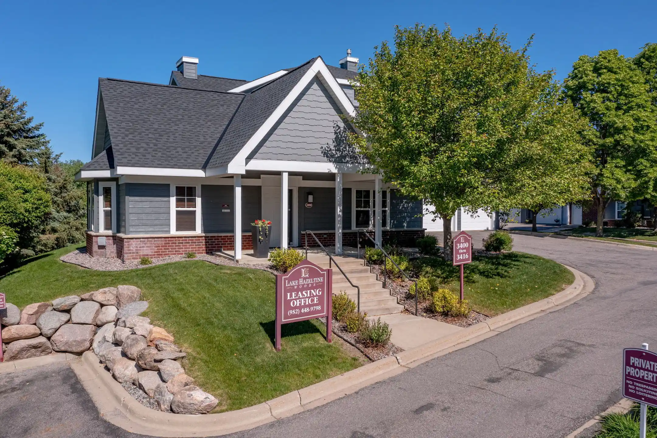 Lake Hazeltine Woods Apartments Chaska, MN 55318