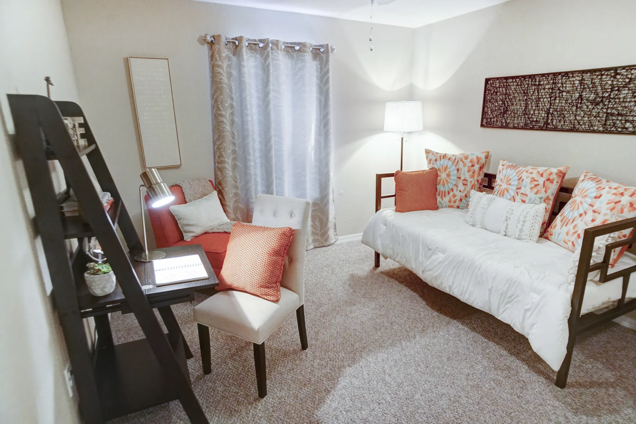 OK Riverside LLC 1589 Starlight Cove Tarpon Springs, FL Apartments