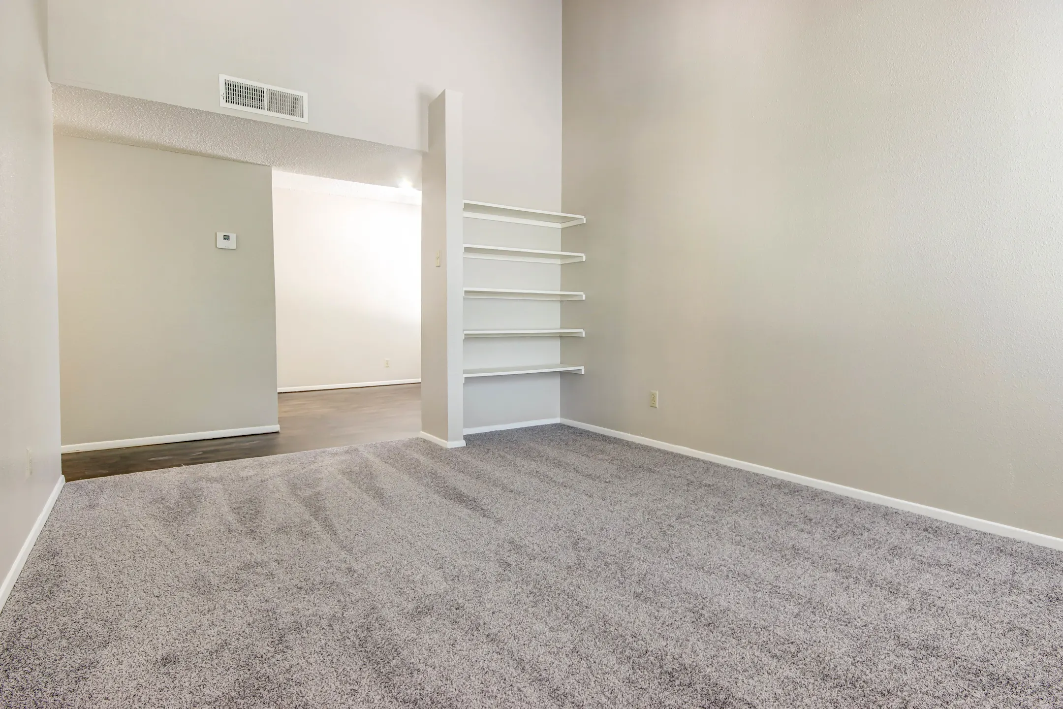 The Miranda 1155 N Miranda St Las Cruces, NM Apartments for Rent