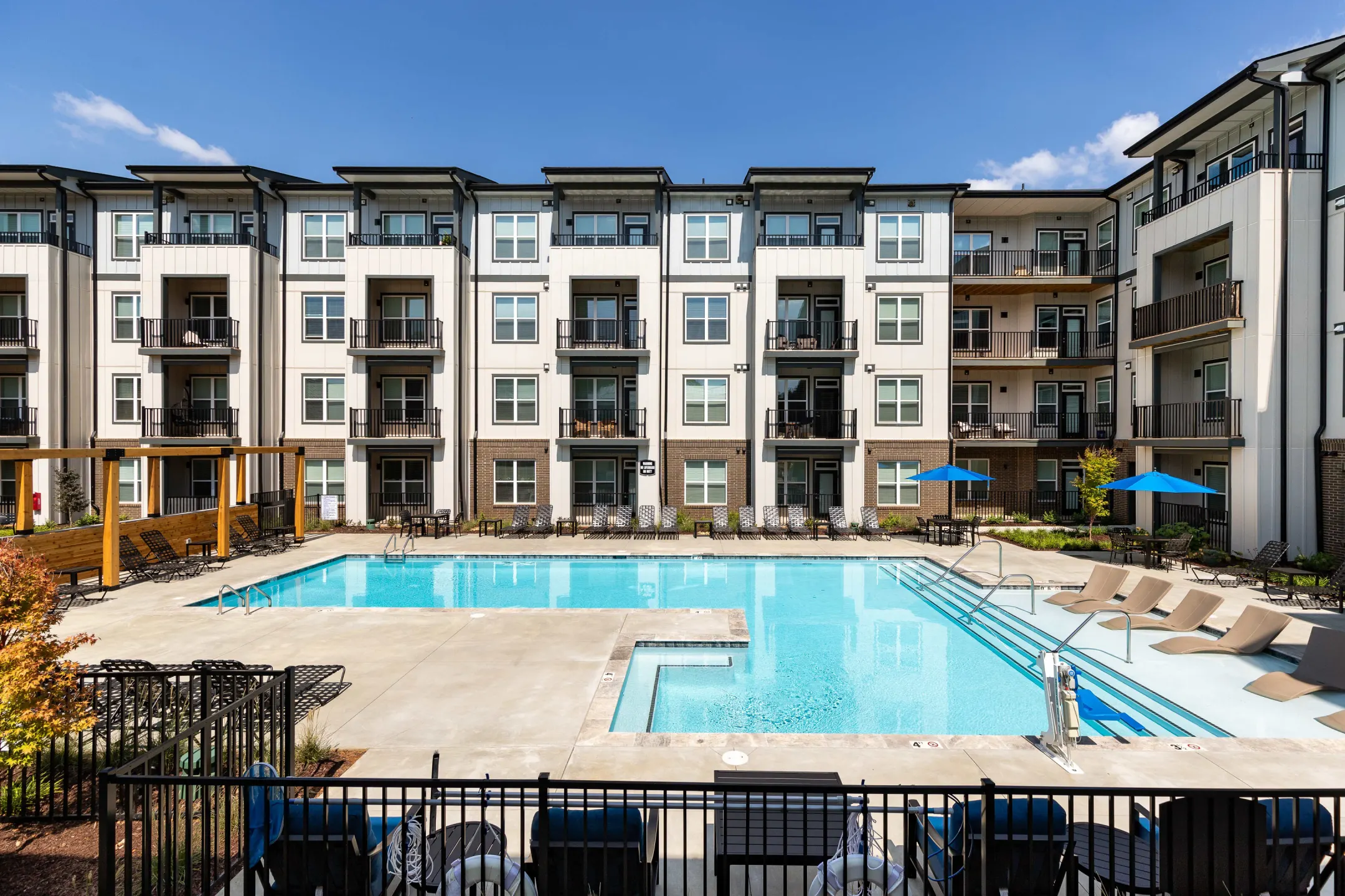Abberly Alston Apartments Cary, NC 27519