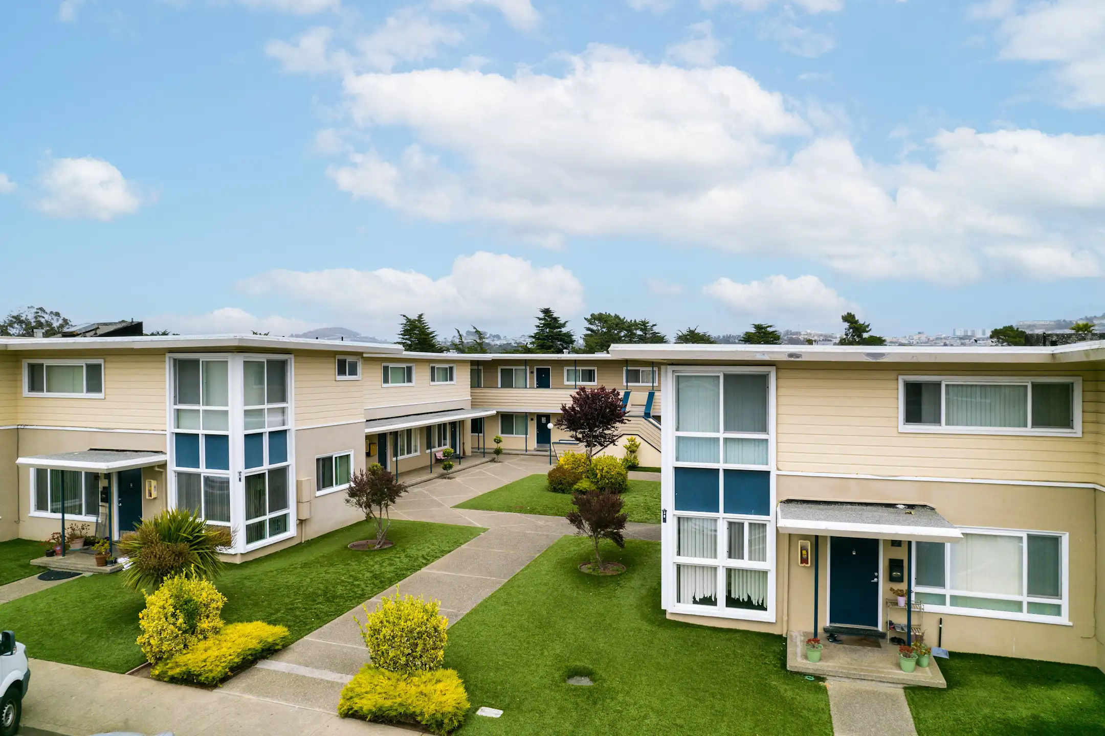 Westlake Village Apartments Daly City, CA 94015