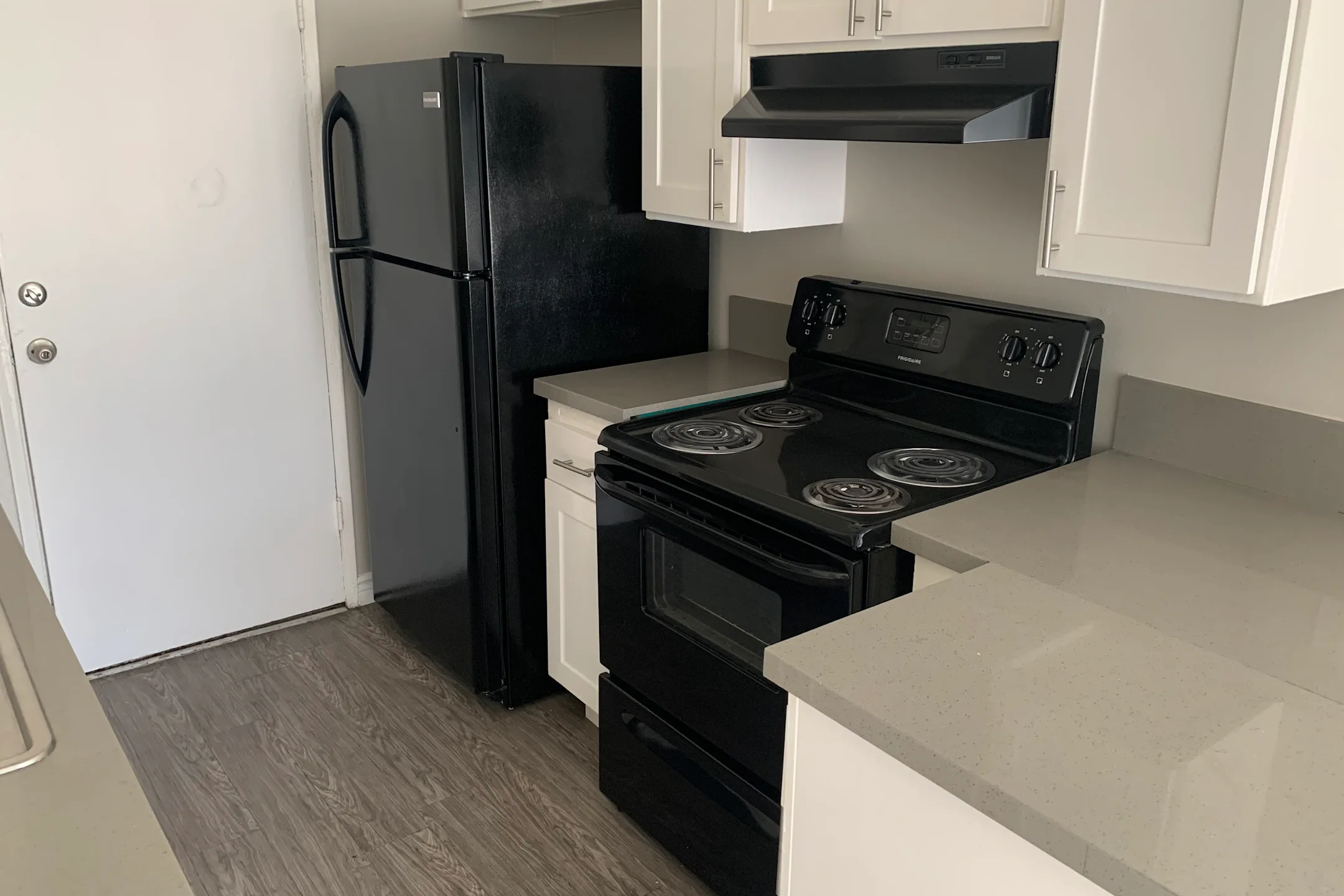 Residence at Woodlake 4555 W Martin Luther King Jr Blvd Los Angeles