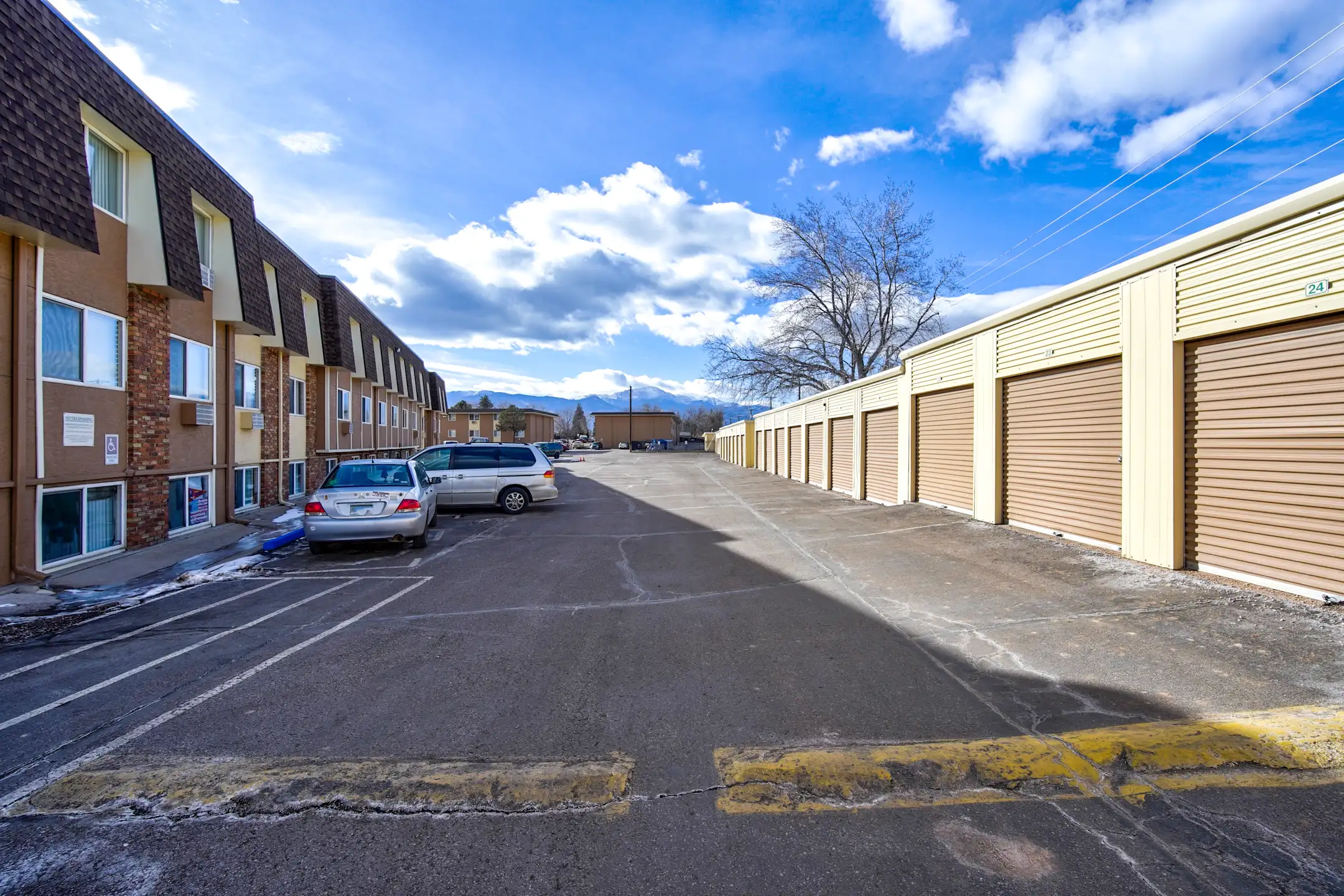 Pine Crest Apartments Apartments Colorado Springs, CO 80909