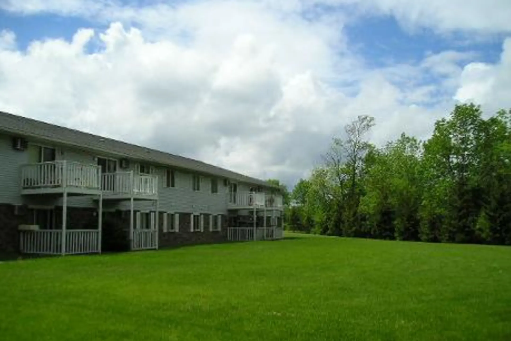 Parkwater Apartments Franklin, WI 53132