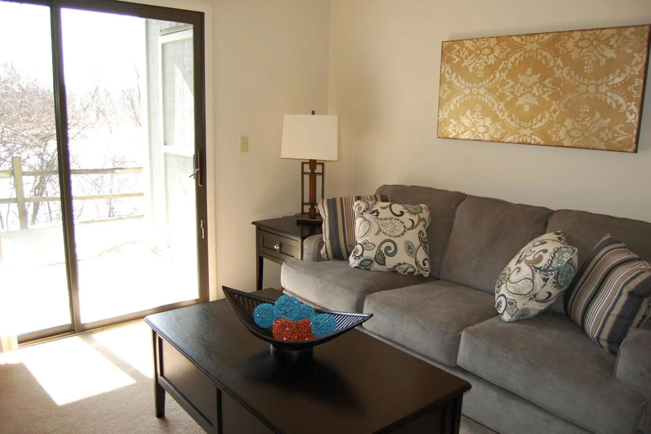 Living Room - Glenn Valley - Battle Creek, MI