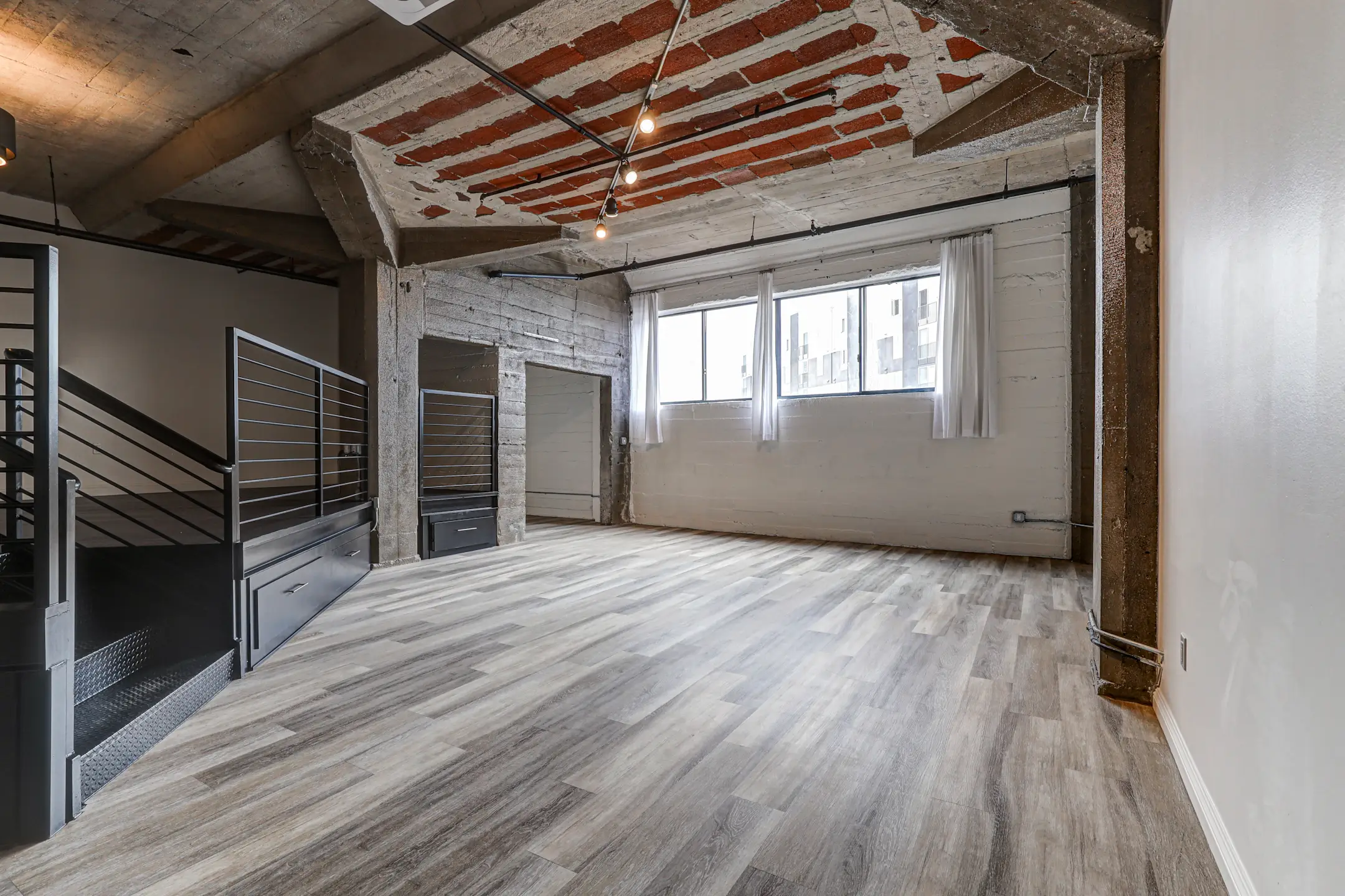 Binford Lofts 837 Traction Ave Los Angeles, CA Apartments for Rent